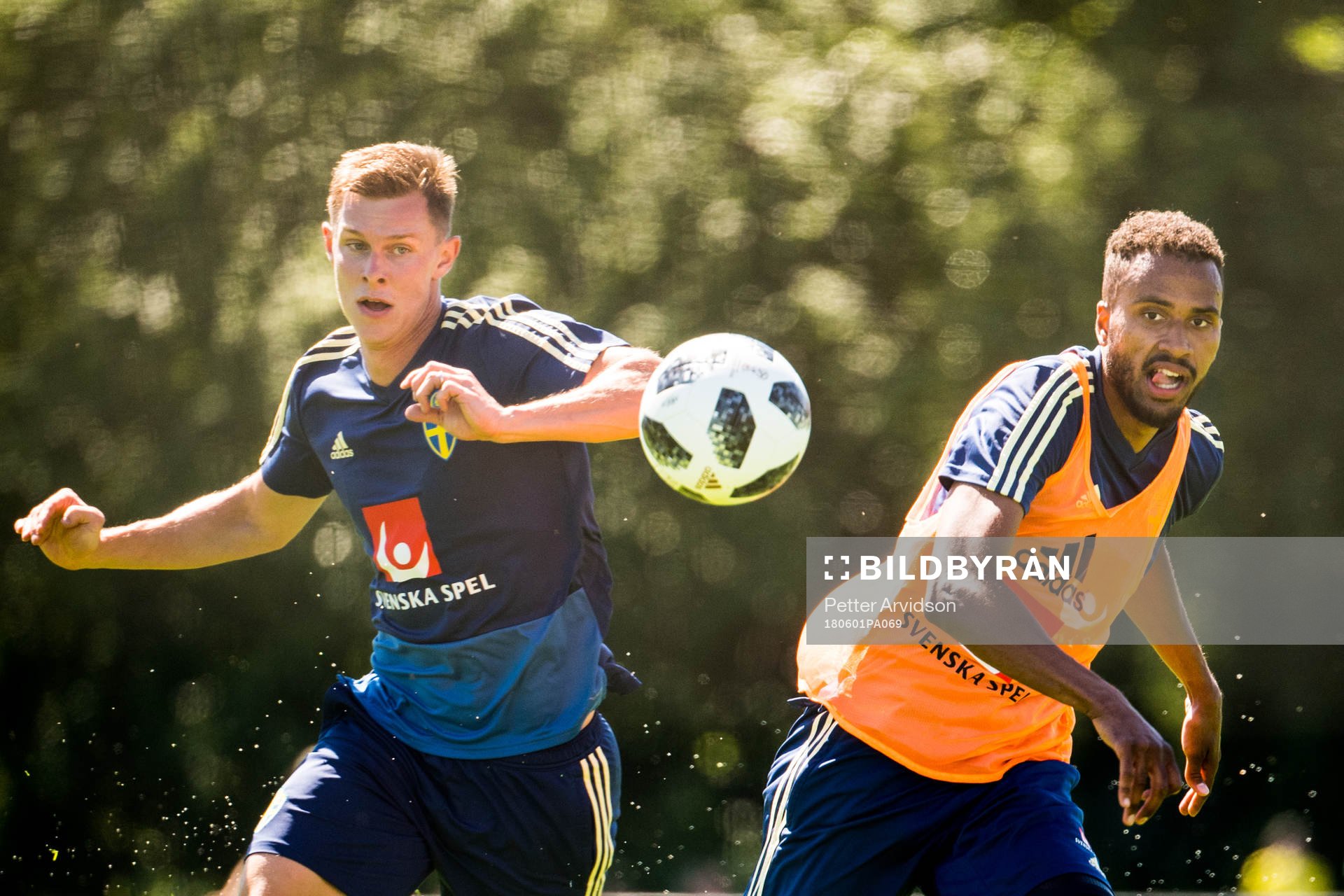 Emil Krafth och Isaac Kiese Thelin