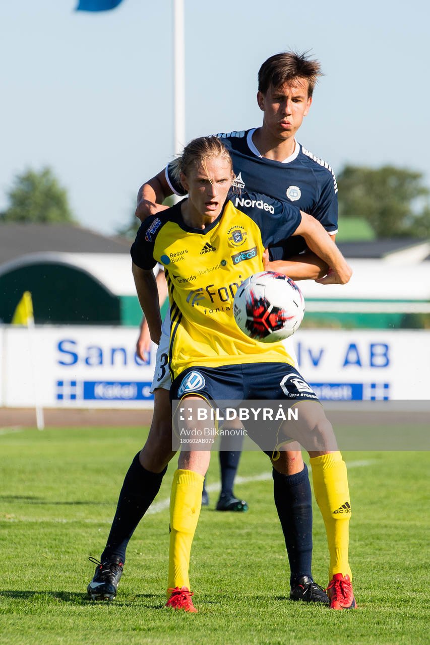 Ängelholms Andreas Karlsson och Utsiktens Simon Andersson