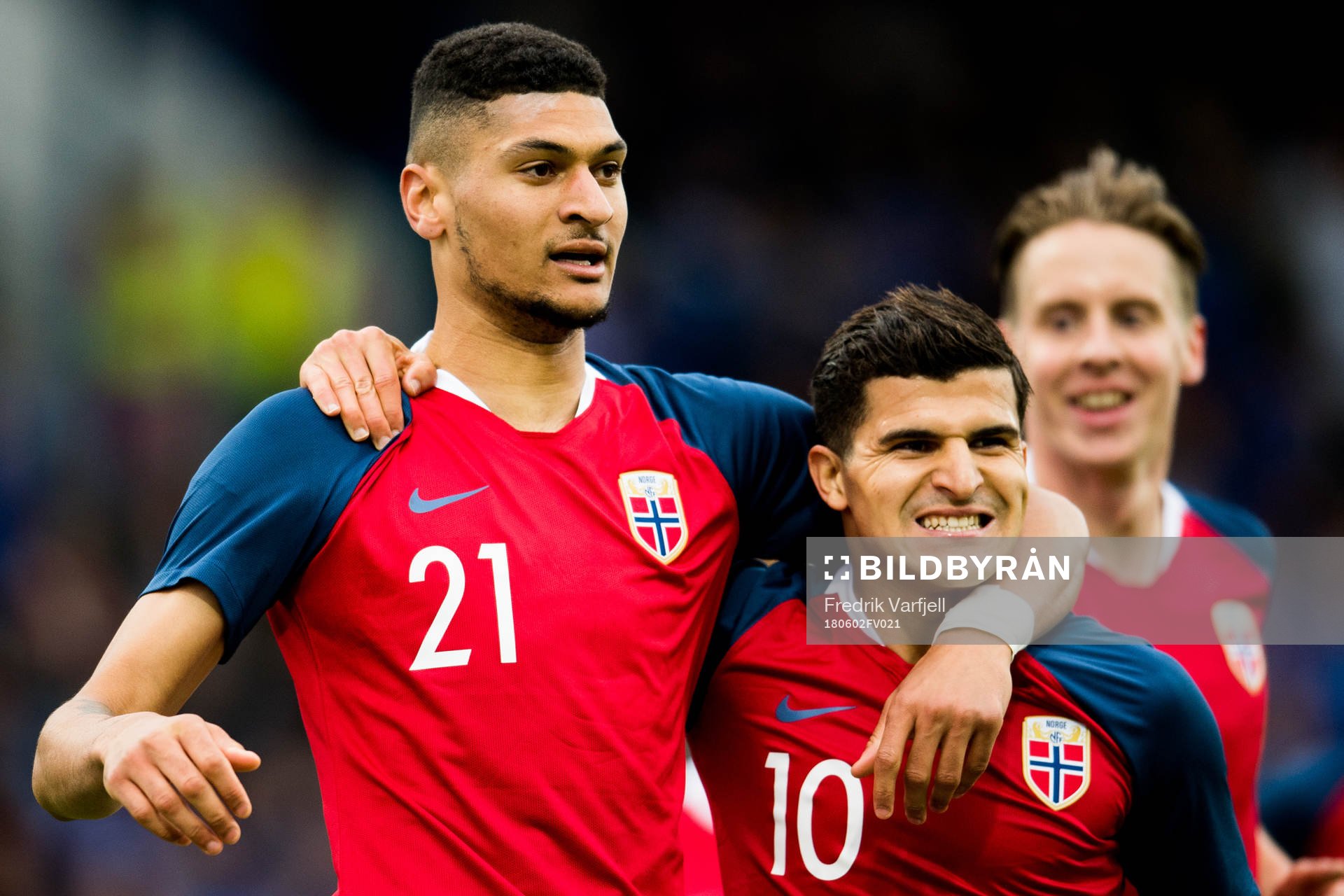 Bjørn Maars Johnsen and Tarik Elyounoussi of Norway