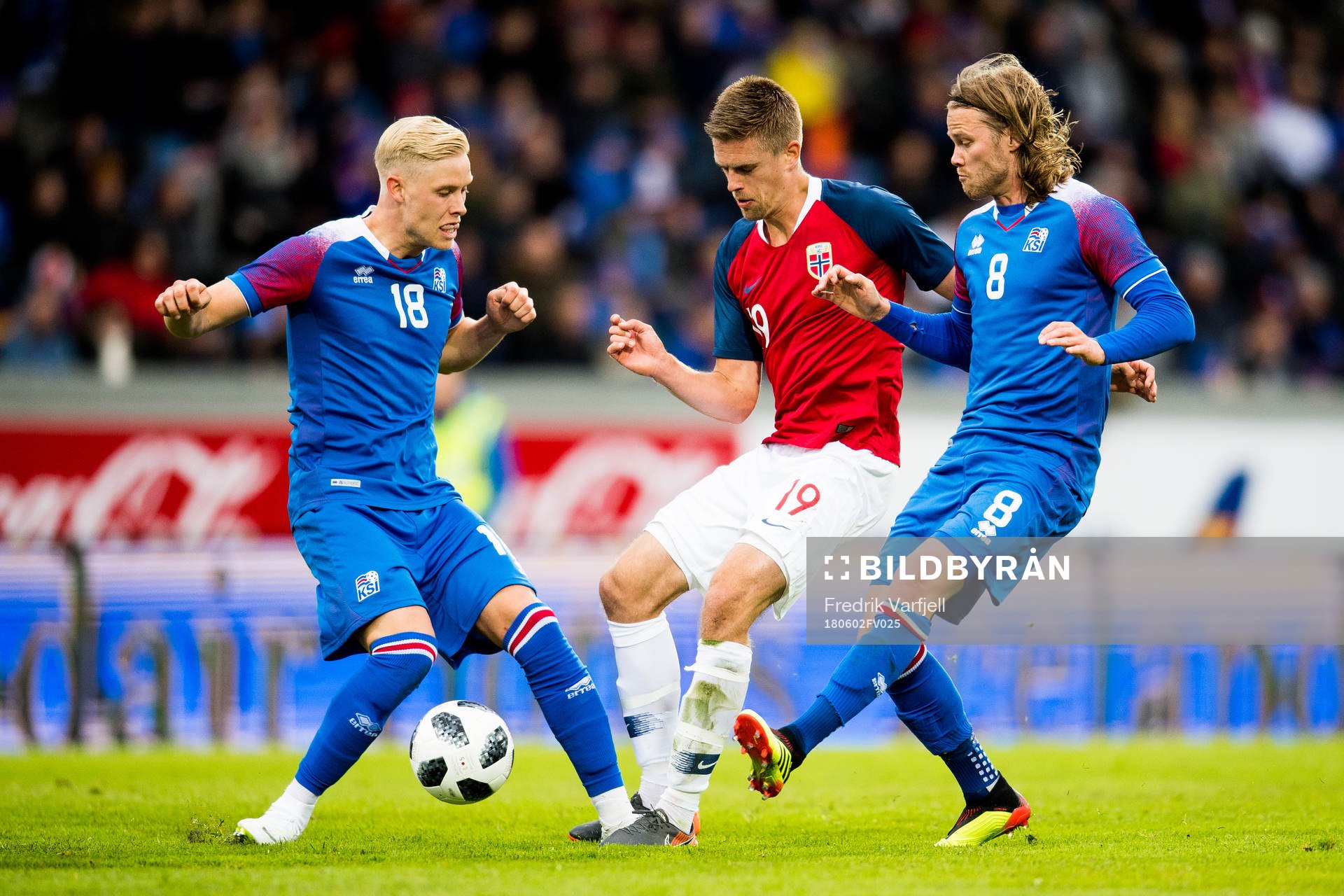 Hördur Magnússon of Iceland, Markus Henriksen of Norway