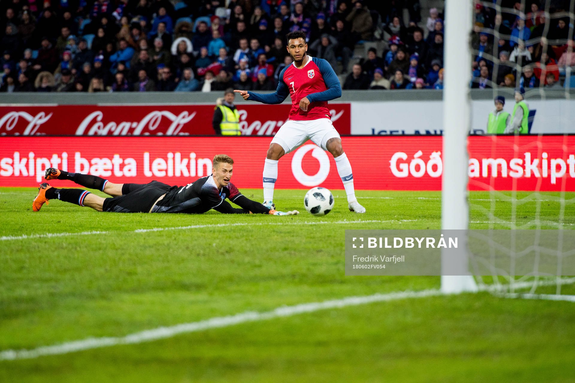 Joshua King of Norway scores the 2-2 goal behind goalkeeper