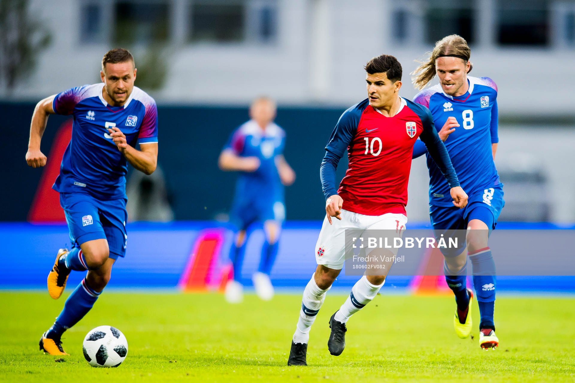 Sverrir Ingason of Iceland, Tarik Elyounoussi of Norway and