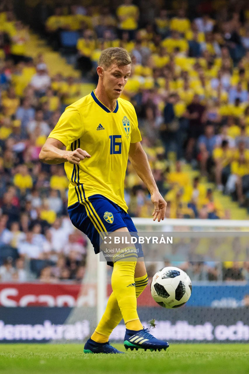 Sveriges Emil Krafth