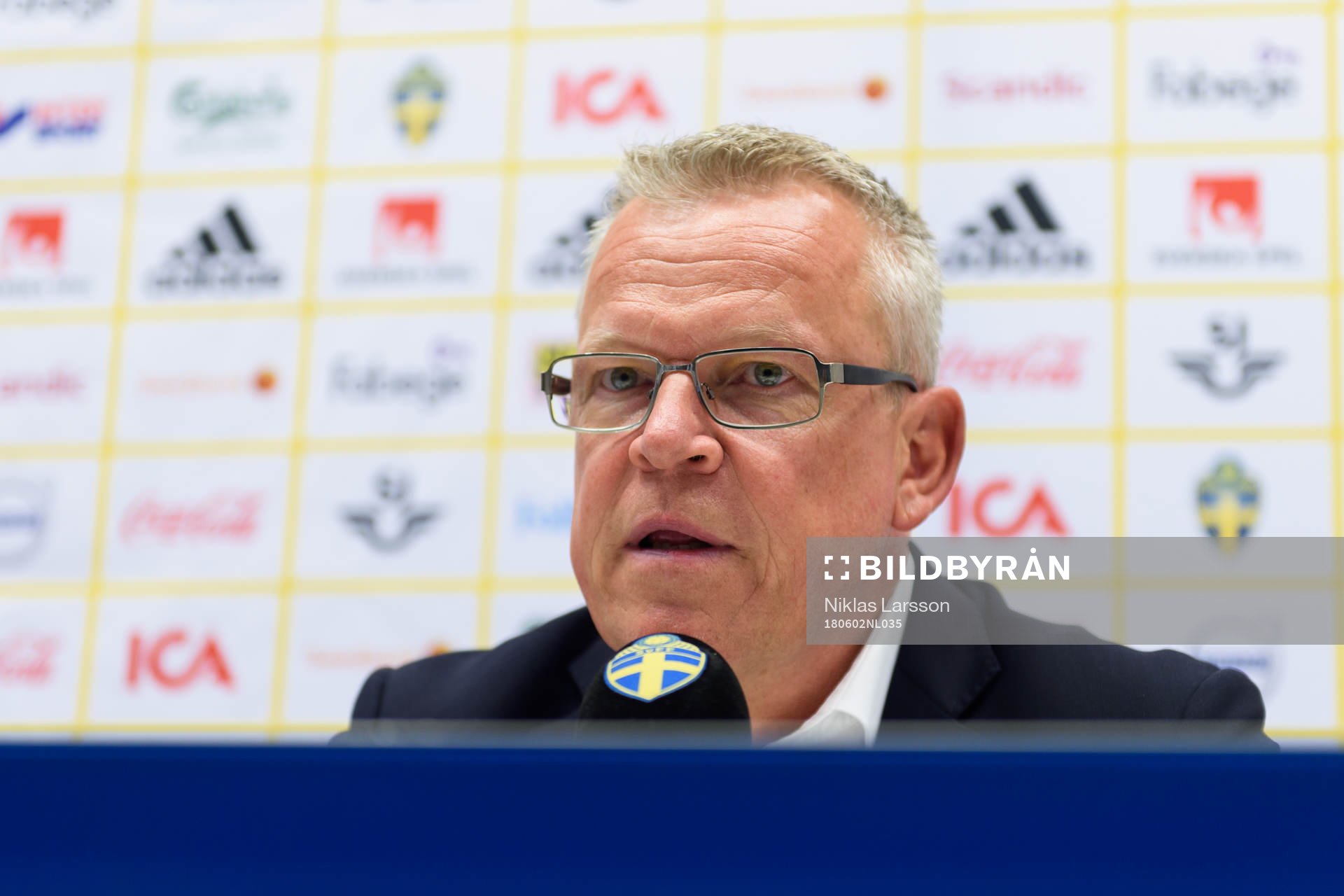 Sveriges förbundskapten Janne Andersson på en