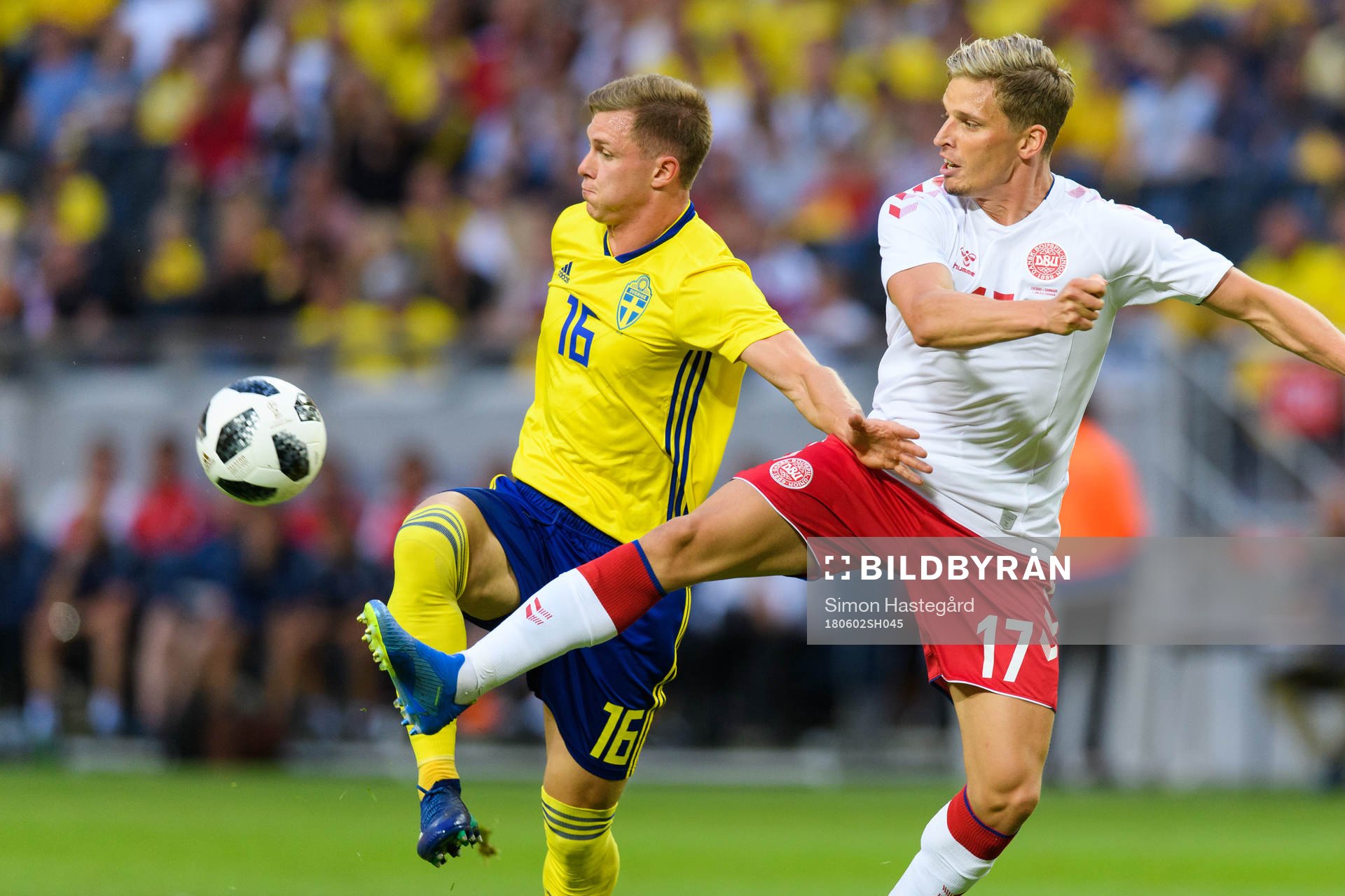 Sveriges Emil Krafth