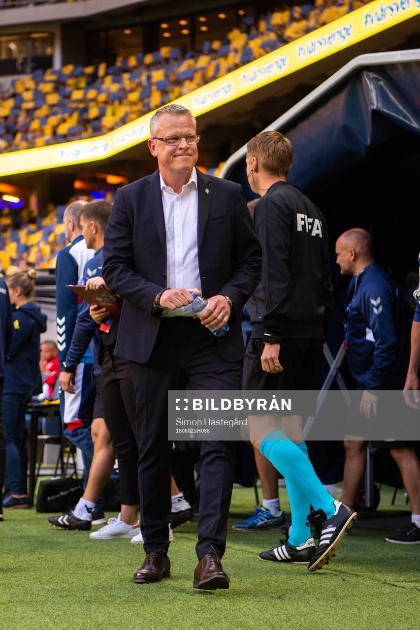 Sveriges förbundskapten Janne Andersson före  träningslandskampen i fotboll mellan Sverige och Danmark den 2 juni 2018 i Stockholm.