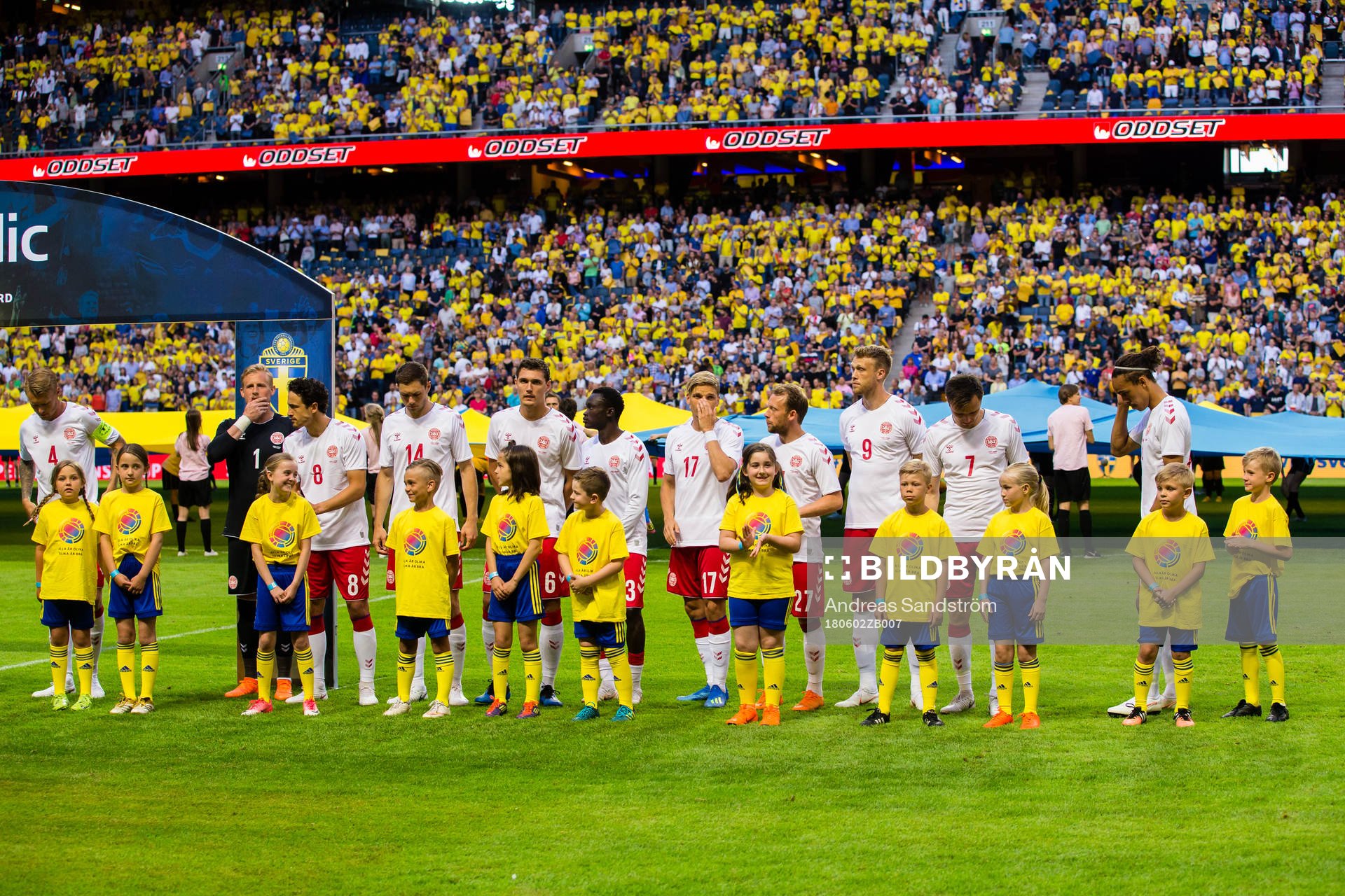 Knattar framför Danmarks lineup före träningslandskampen