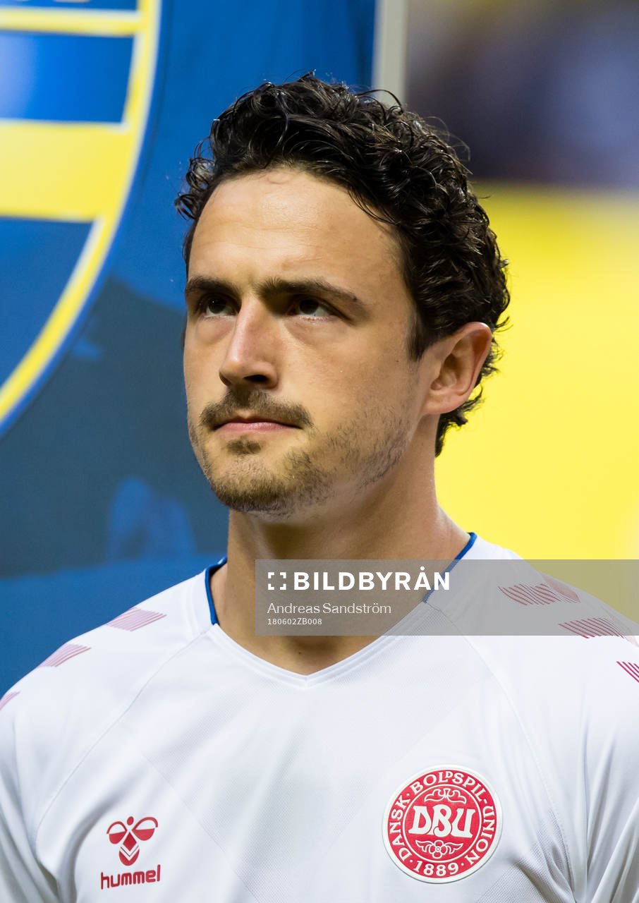 Danmarks Thomas Delaney före träningslandskampen i fotboll mellan Sverige och Danmark den 2 juni 2018 i Stockholm. 