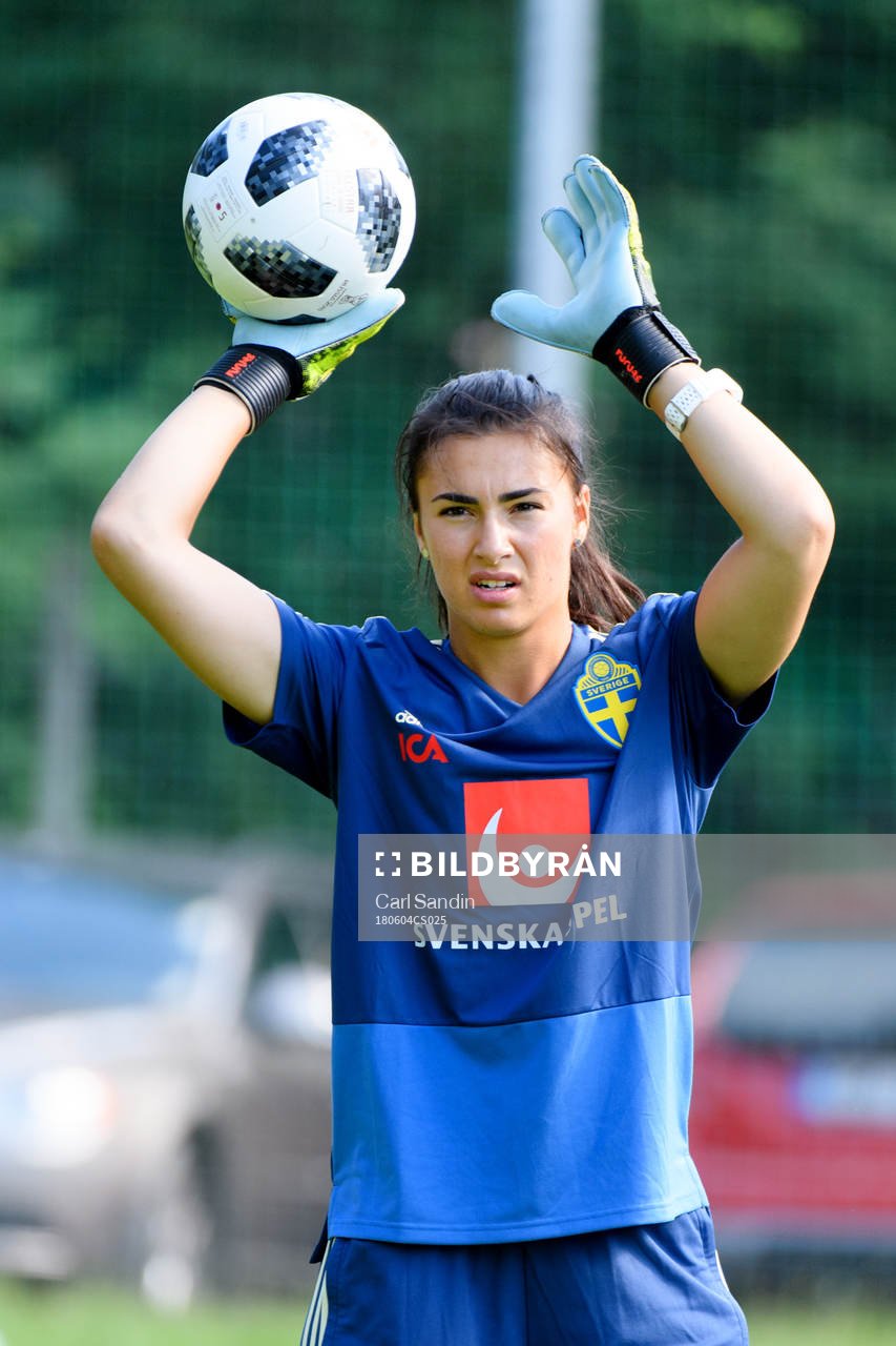 Målvakt Zecira Musovic