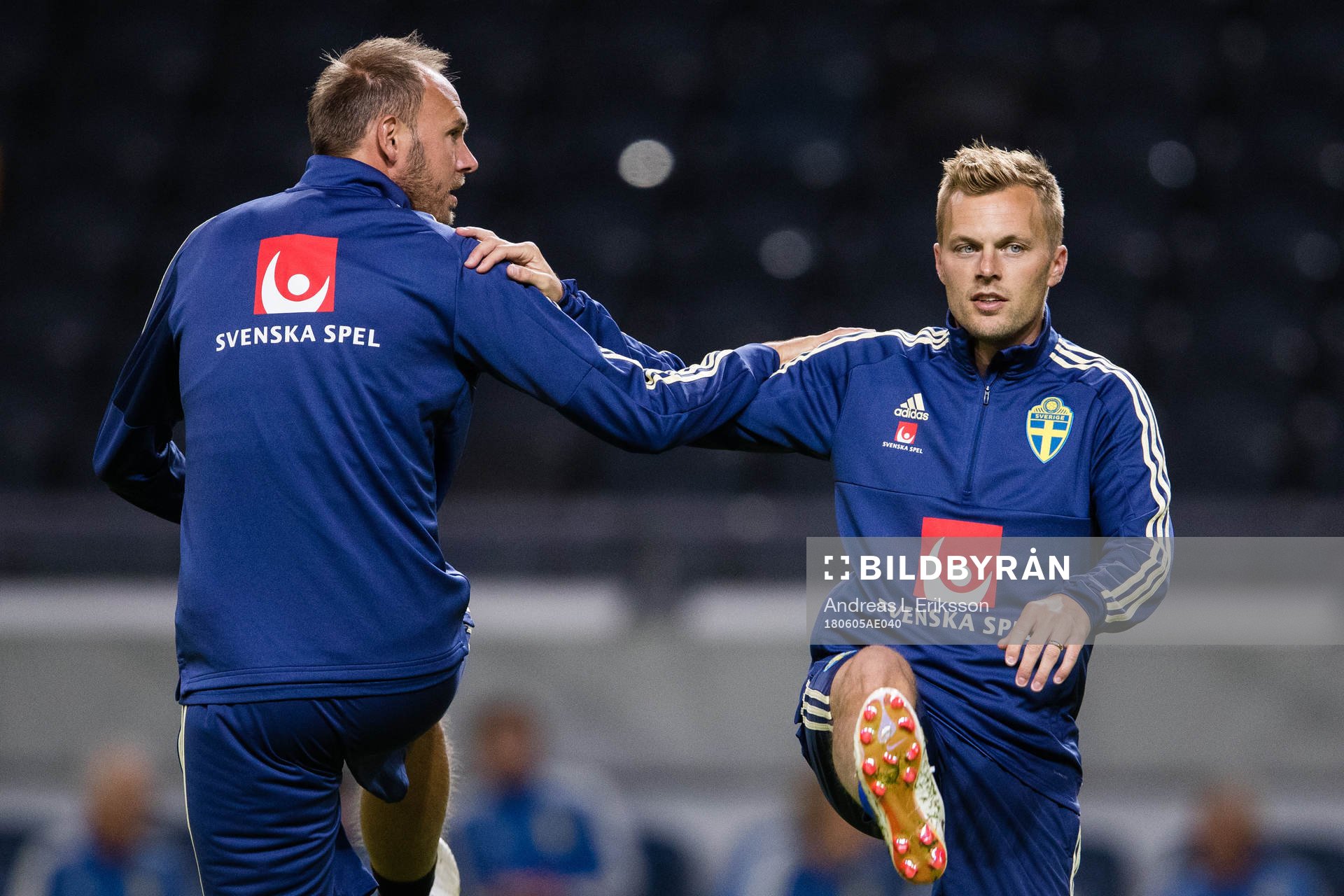 Sveriges Andreas Granqvist och Sebastian Larsson