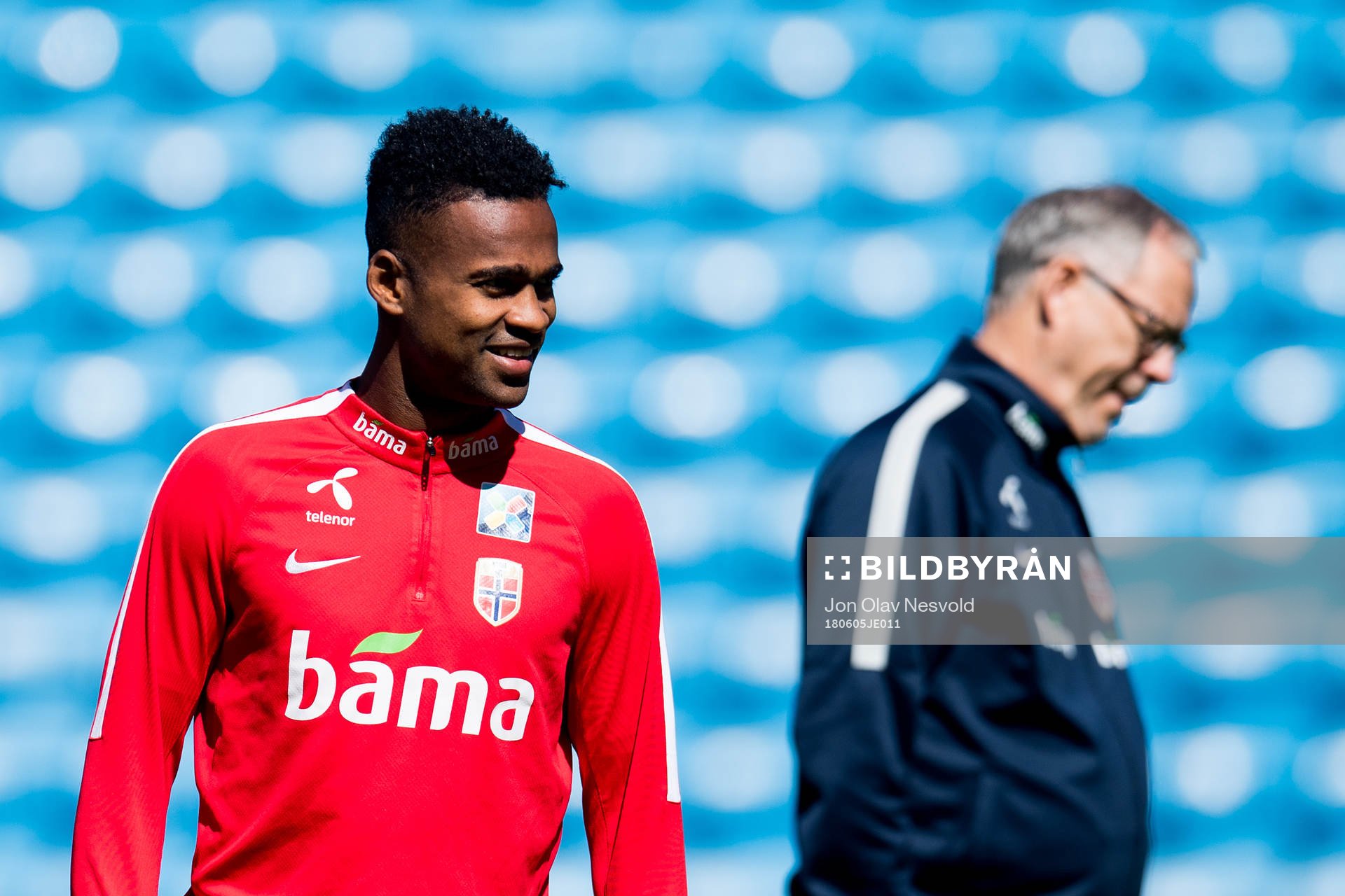 Ola Kamara of Norway and Lars Lagerbäck, head coach of