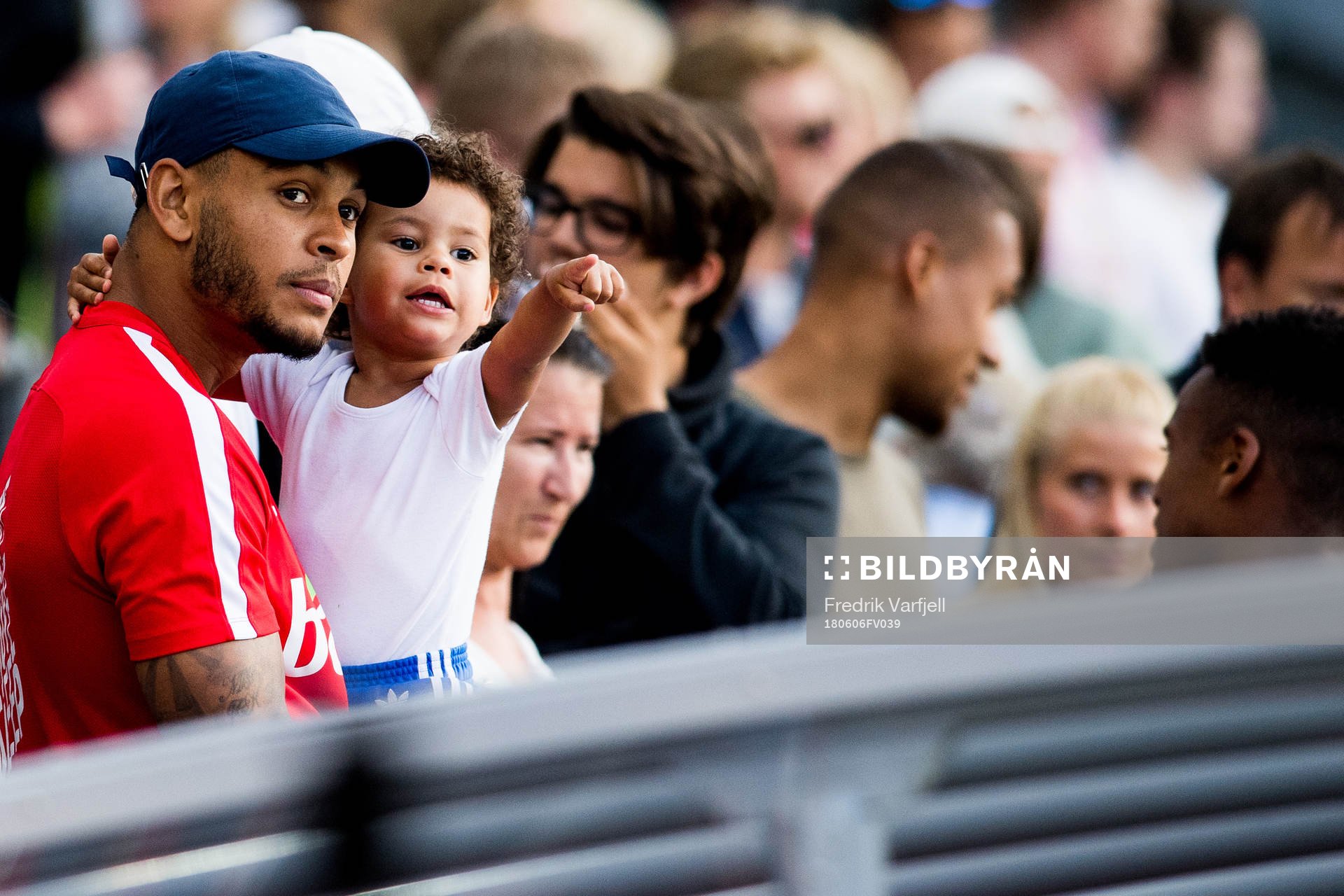 Joshua King of Norway with his son Noah King