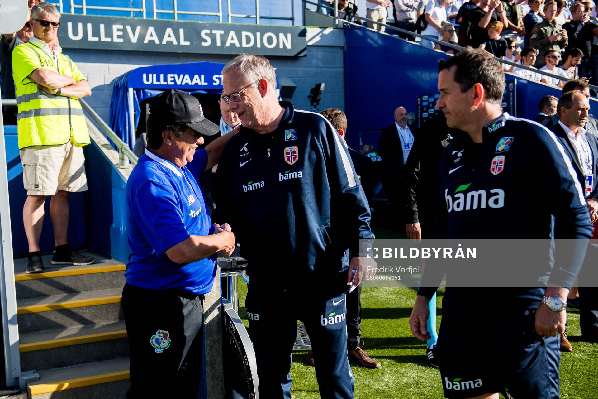 Hernán Darío Gómez, head coach of Panama, and Lars