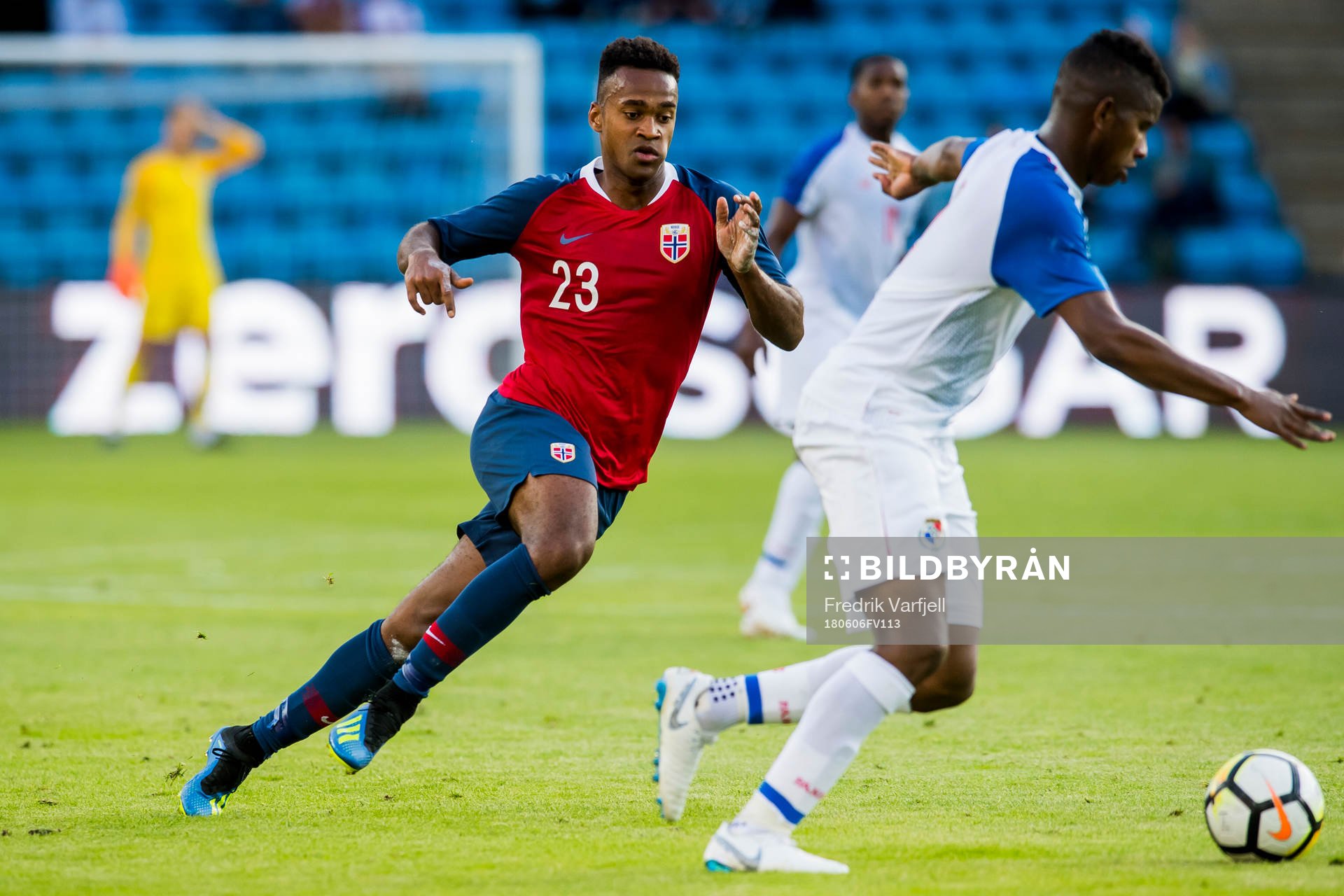 Ola Kamara of Norway and Fidel Escobar of Panama during the international friendly football match between Norway and Panama on June 6, 2018 in Oslo.