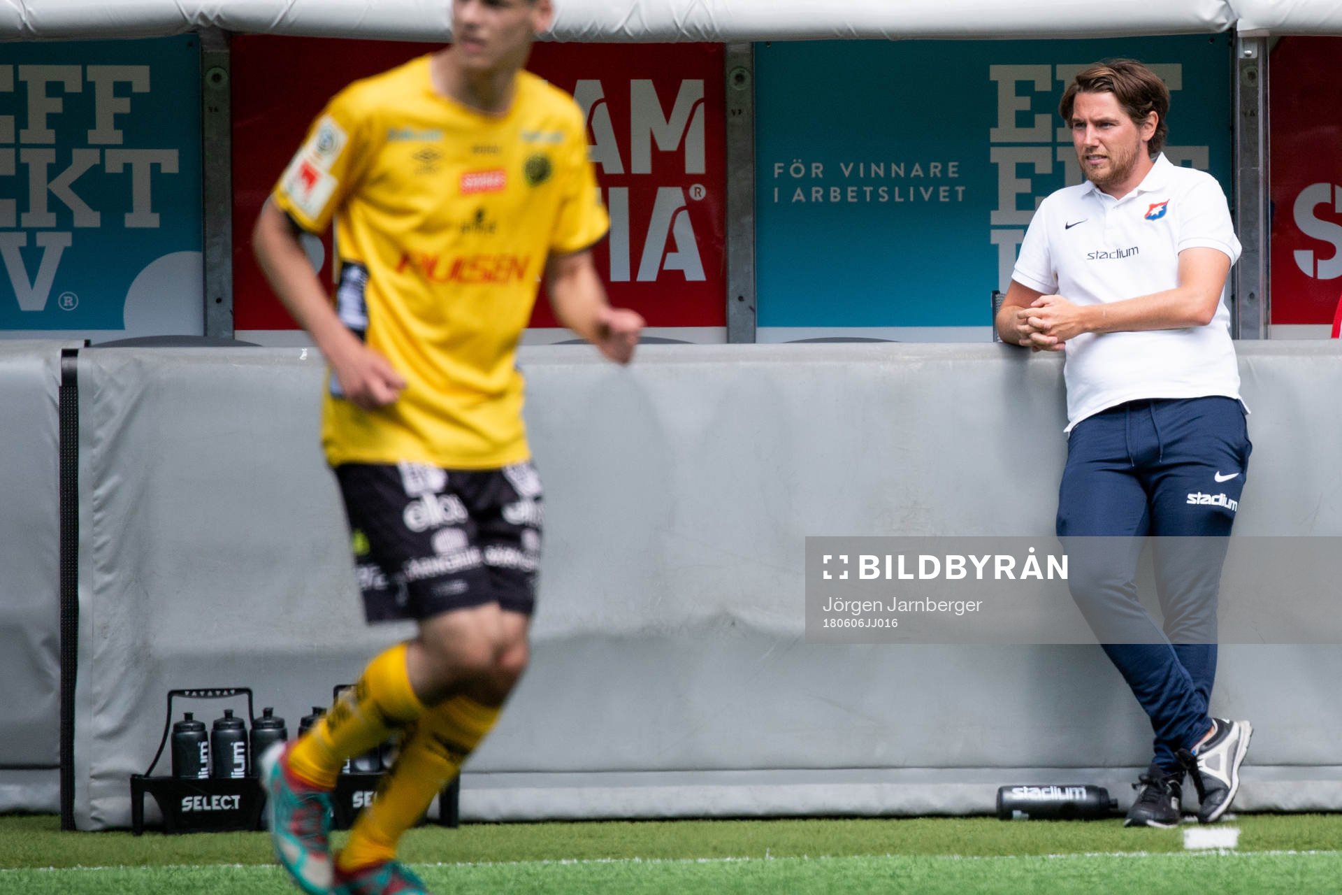 Örgrytes U17 tränare