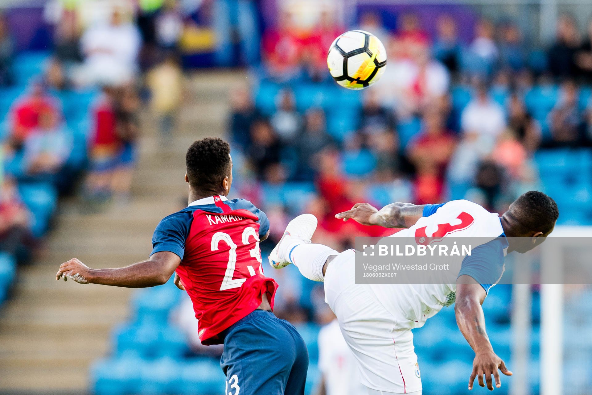 Ola Kamara of Norway and Harold Cummings of Panama