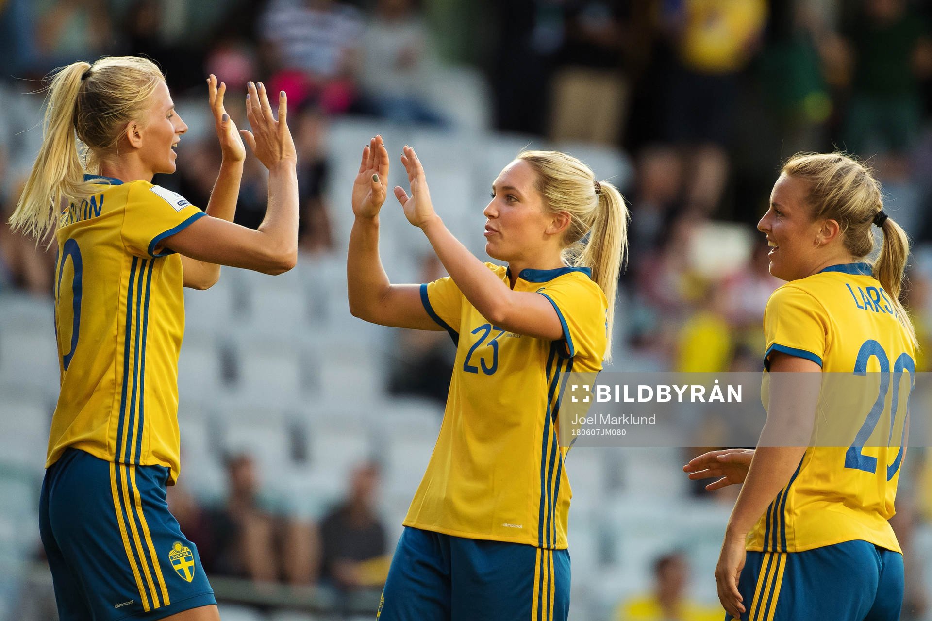 Sveriges Sofia Jakobsson, Elin Rubensson och Mimmi Larsson