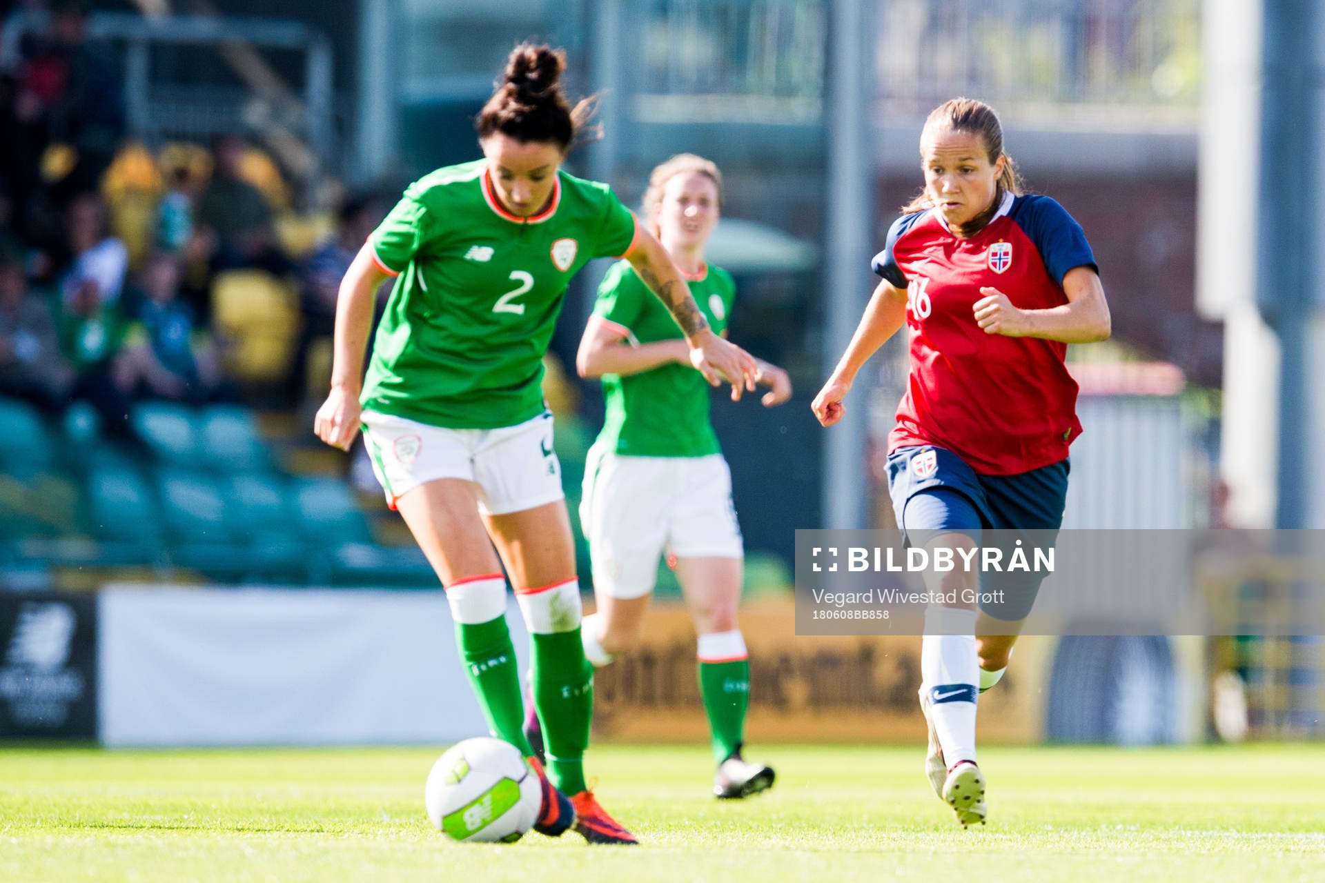 Sophie Perry of Ireland and Guro Reiten of Norway