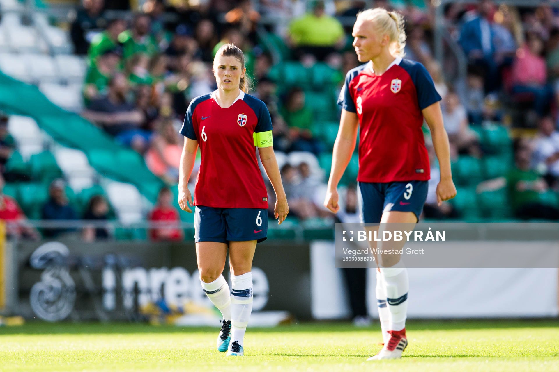 Maren Mjelde and Maria Thorisdottir of Norway