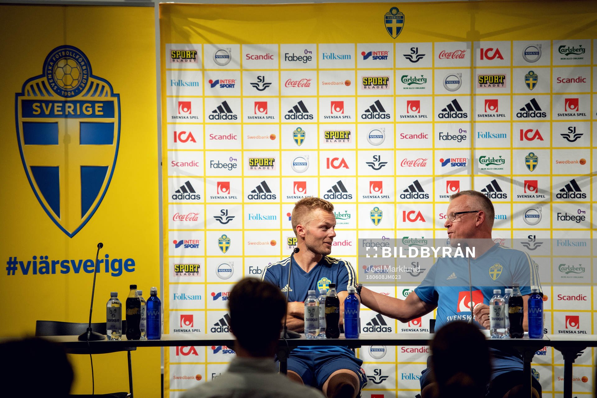 Sebastian Larsson och förbundskapten Janne Andersson