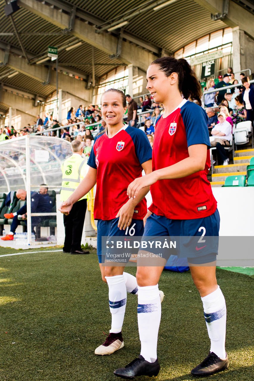 Guro Reiten and Ingrid Moe Wold of Norway