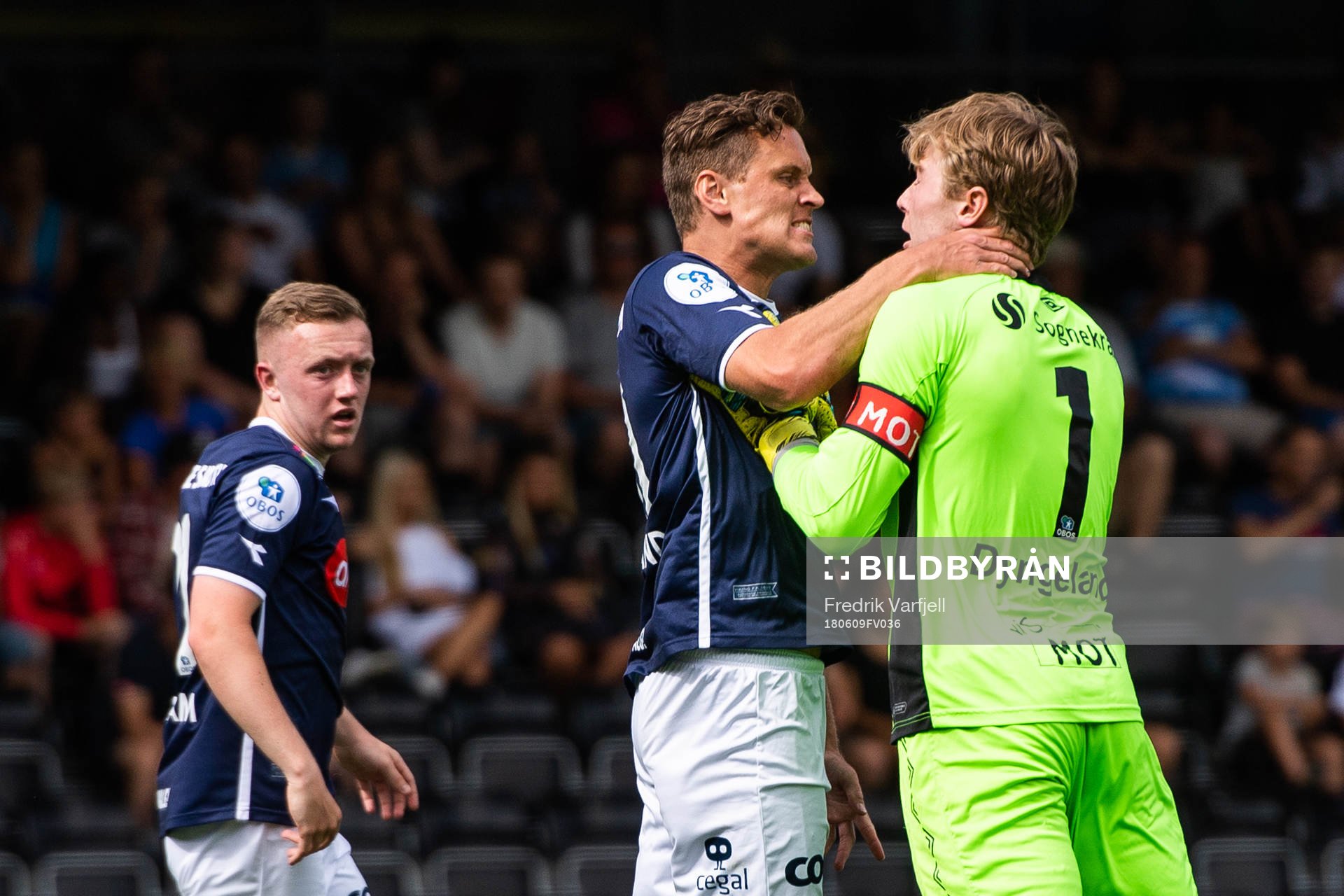 Tommy Høiland of Viking in a situation with Goalkeeper