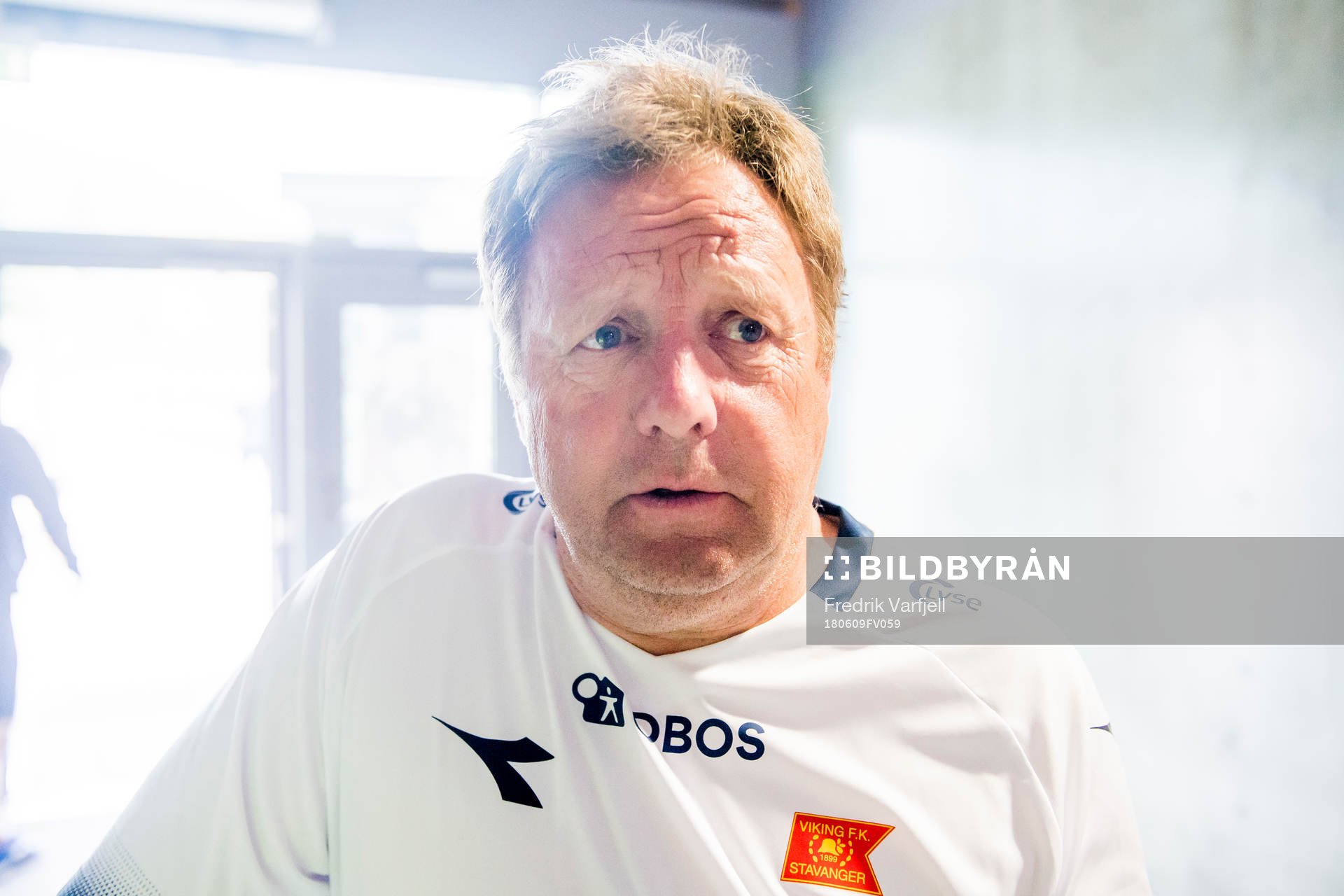 Bjarne Berntsen, head coach of Viking, looks dejected