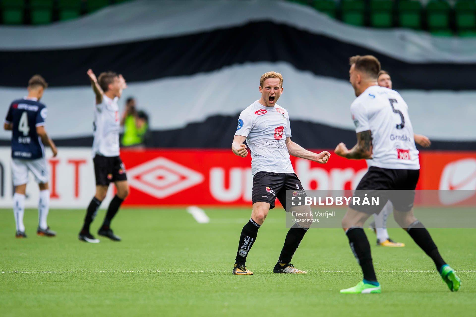 Eirik Birkelund of Sogndal celebrates