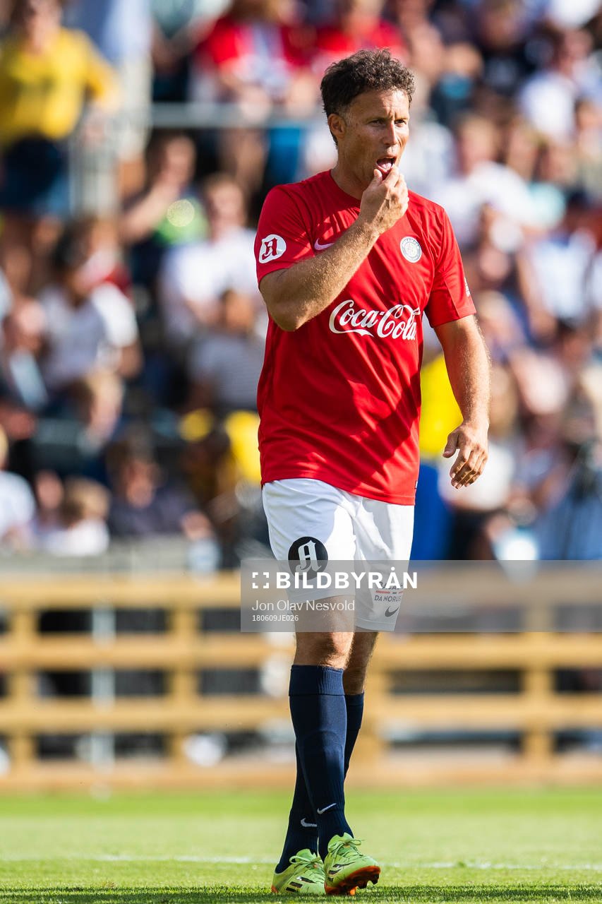 Ronny Johnsen of Norway looks dejected after the referee awarded Brazil a penalty kick during the Omkampen match between Norway 1998 and Brazil 1998 on June 9, 2018 in Oslo.