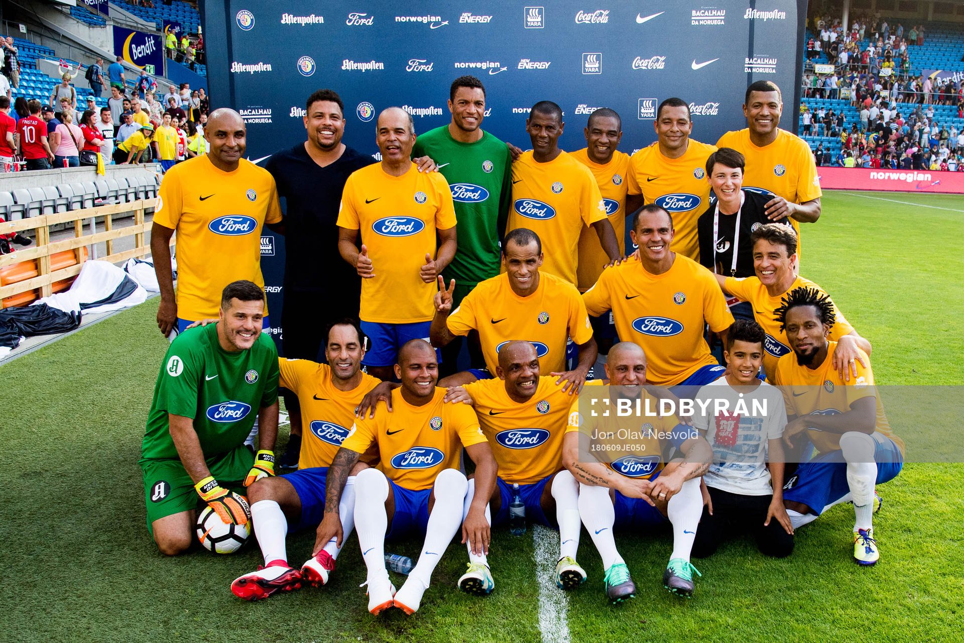 The players of Brazil pose for a team photo