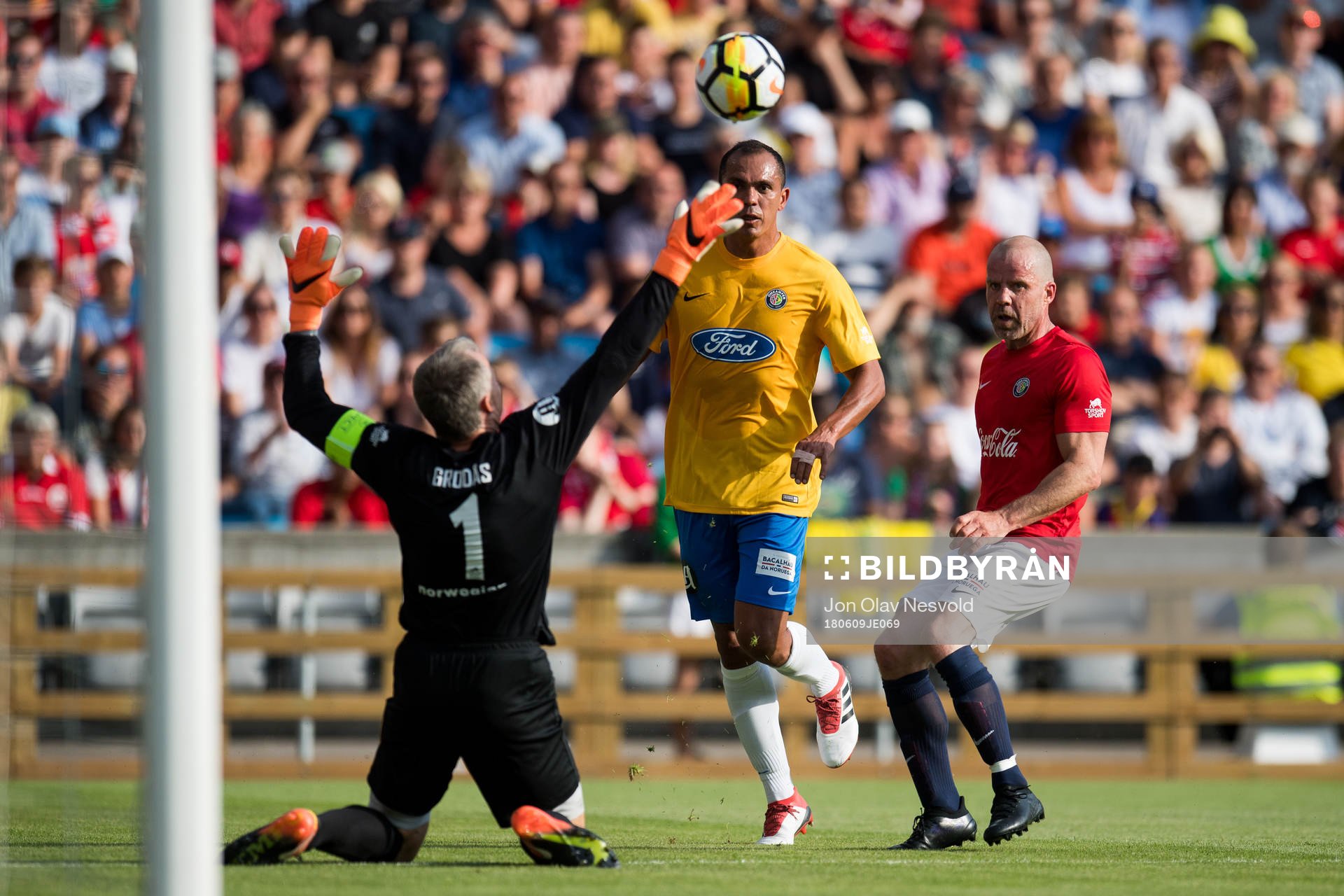 Goalkeeper Frode Grodås of Norway, Giovanni of Brazil and Stig Inge Bjørnebye of Norway during the Omkampen match between Norway 1998 and Brazil 1998 on June 9, 2018 in Oslo.