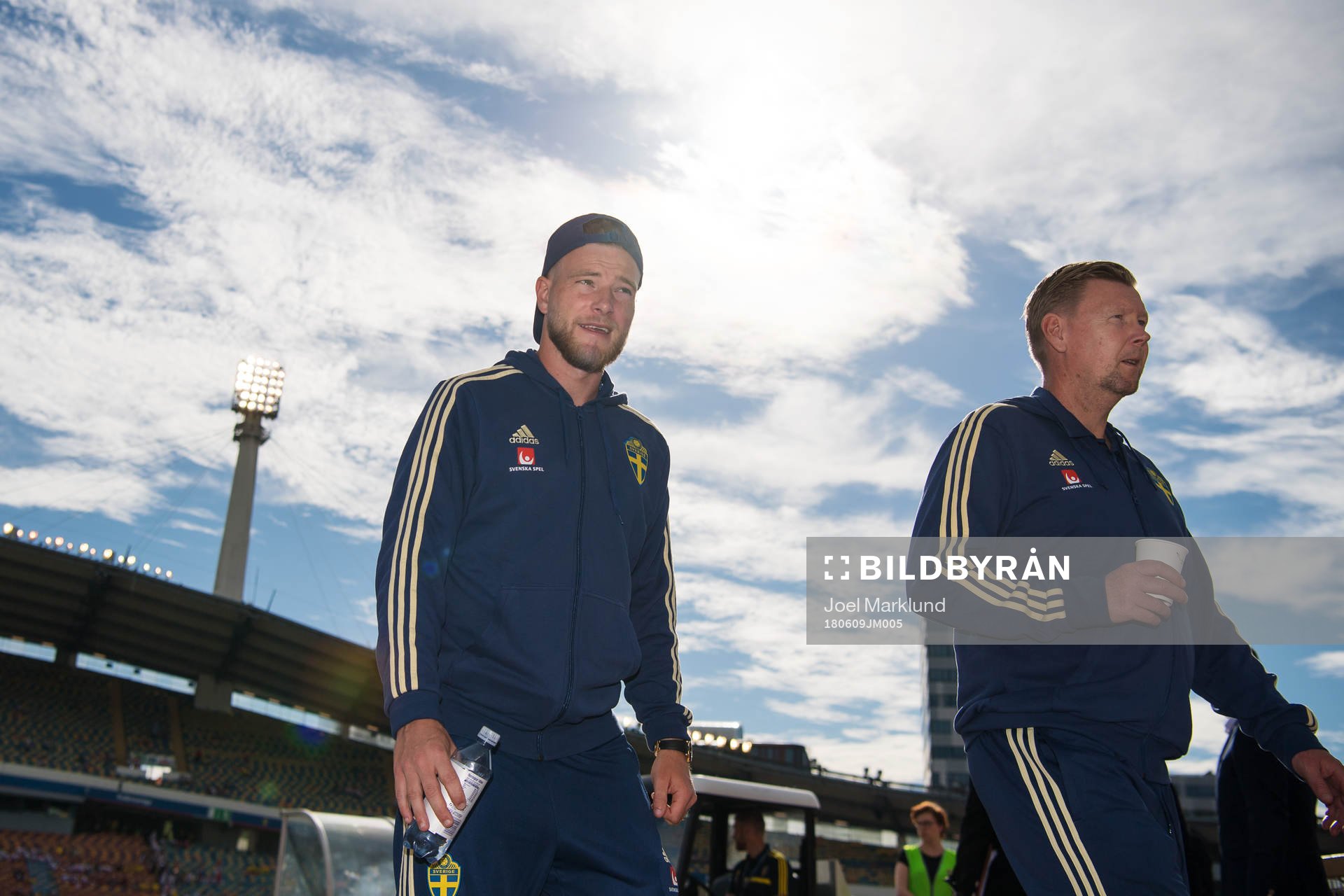 John Guidetti and assistant coach Peter Wettergren