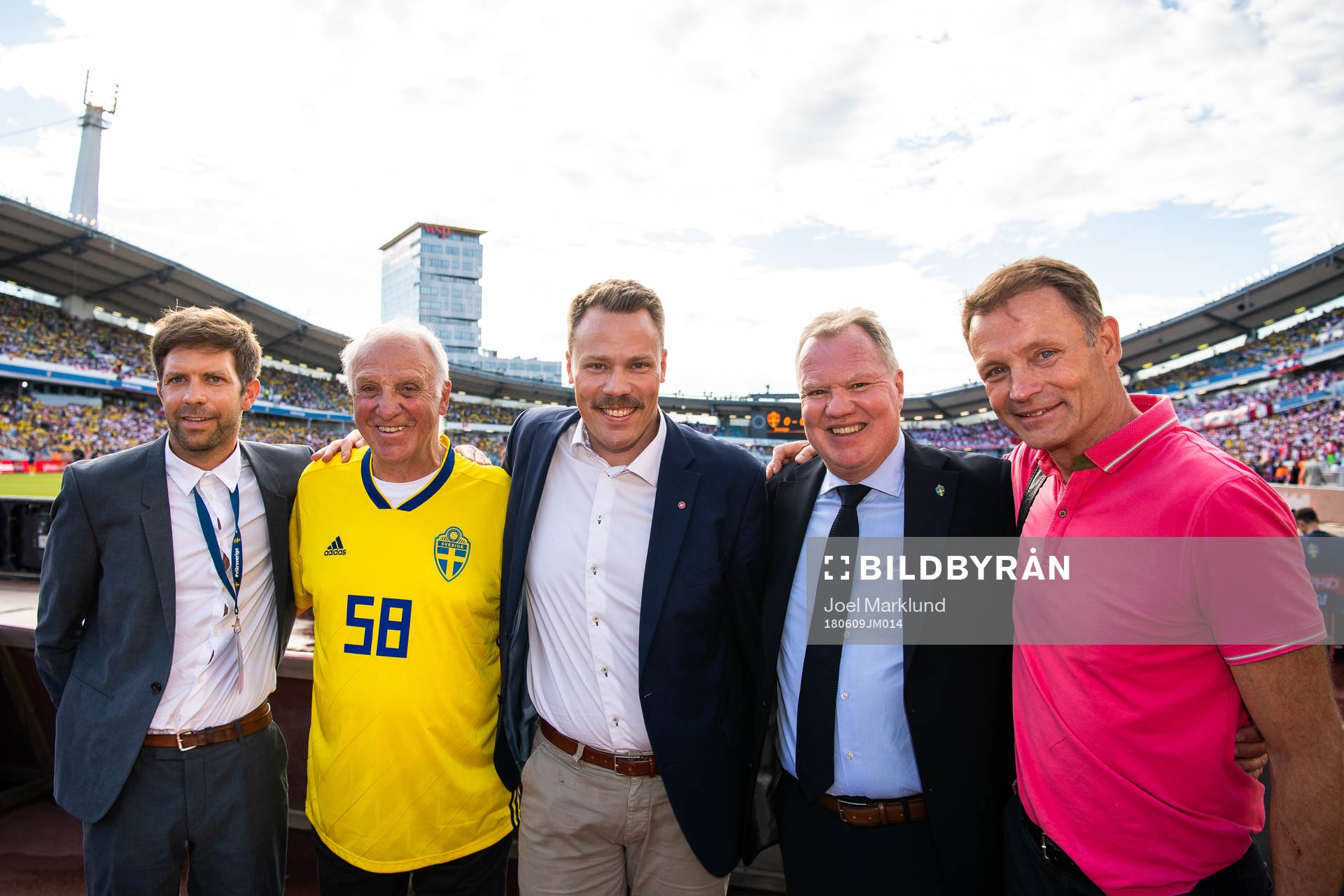 Ove Olsson (second from the left), Karl-Erik Nilsson