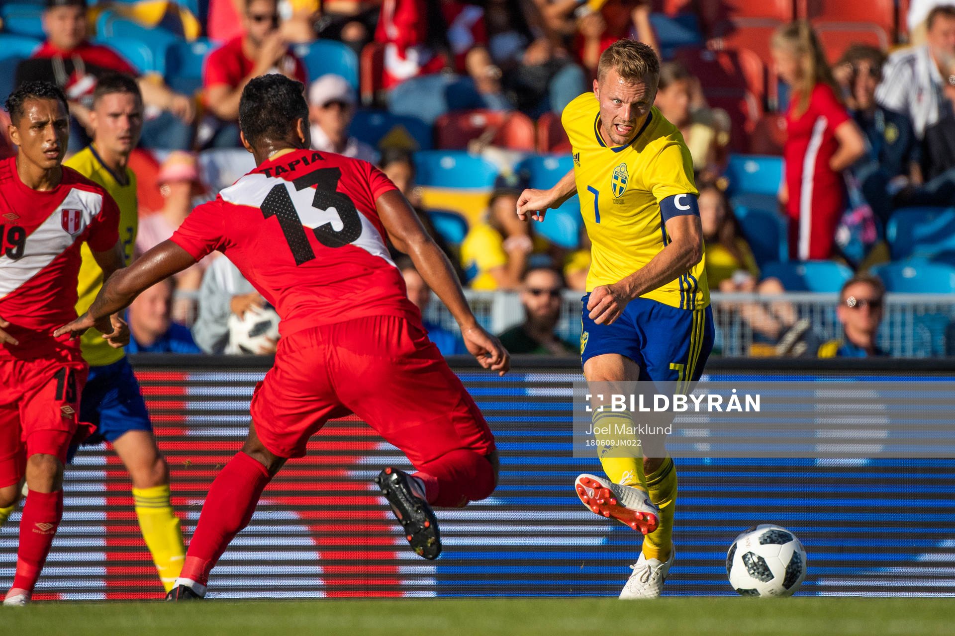 Sebastian Larsson of Sweden