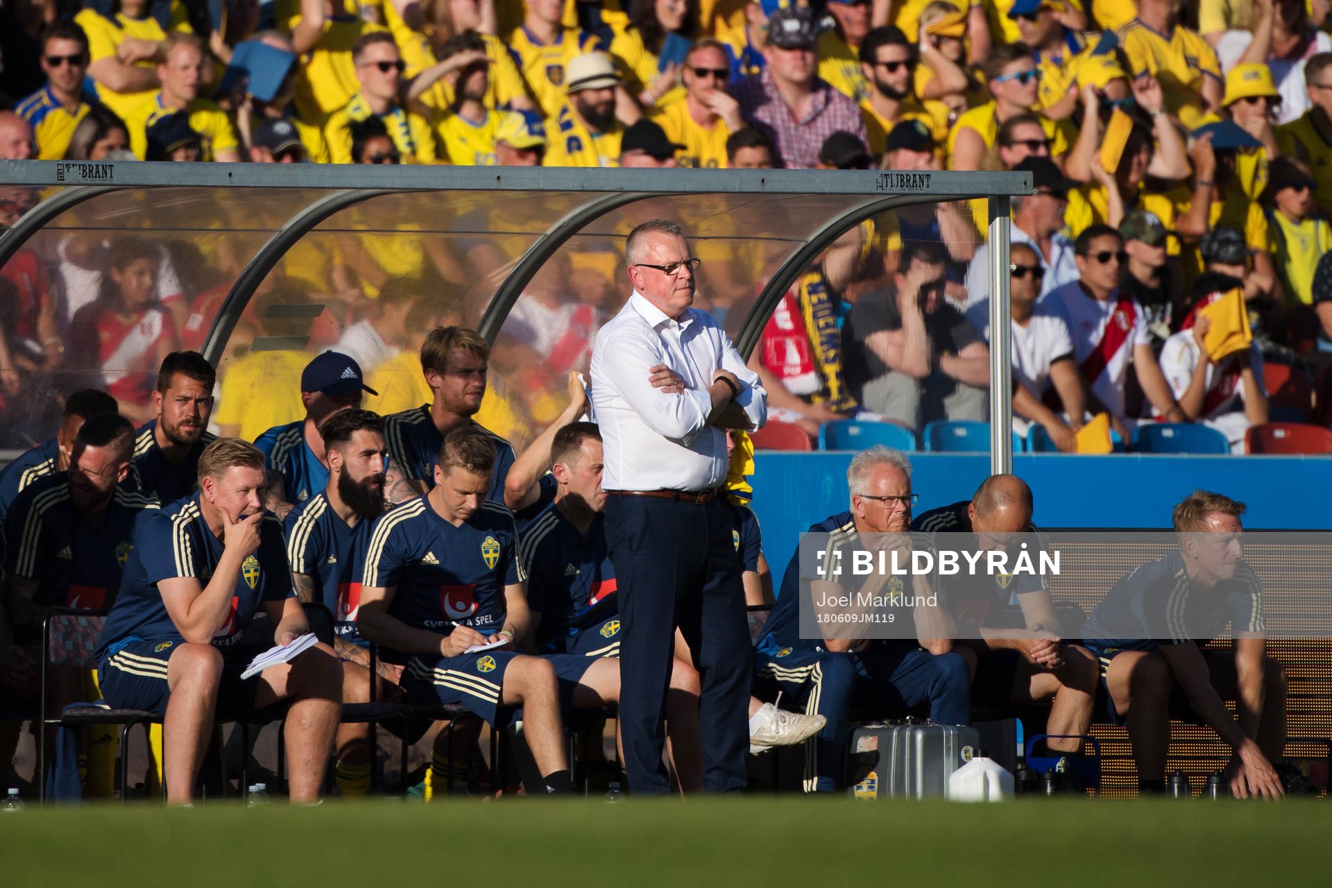 Janne Andersson, head coach of Sweden, in front of the bench