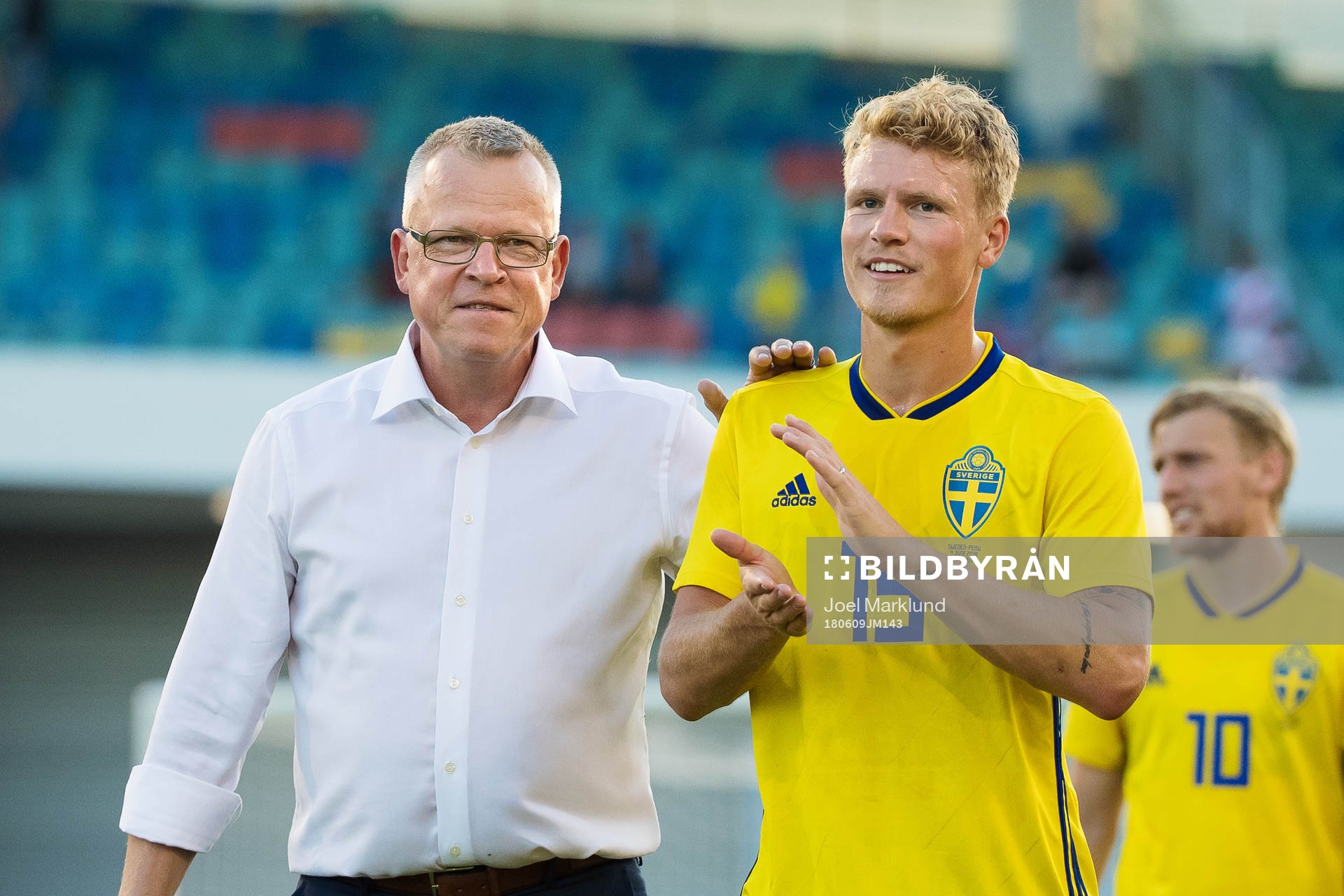 Janne Andersson, head coach of Sweden, and Oscar Hiljemark