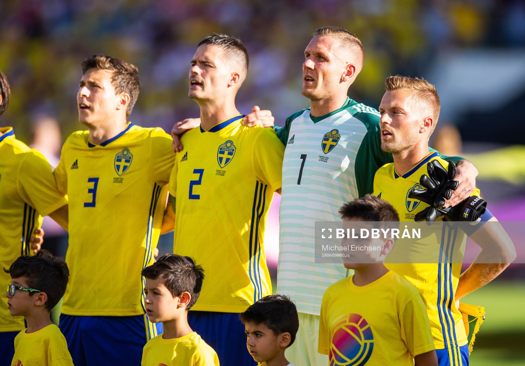 Victor Nilsson Lindelöf, Mikael Lustig, goalkeeper Robin