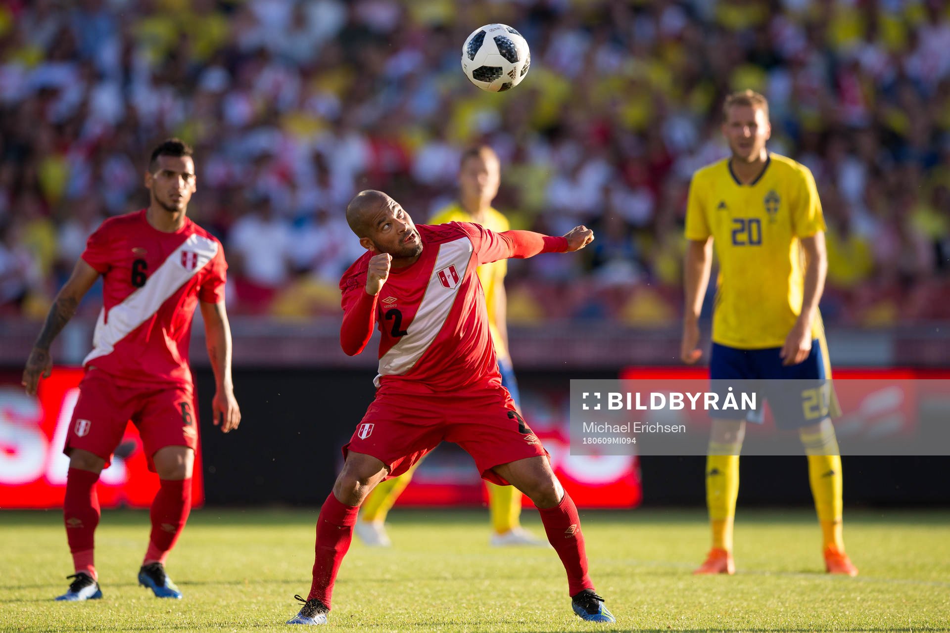 Albert Rodriguez of Peru with a header