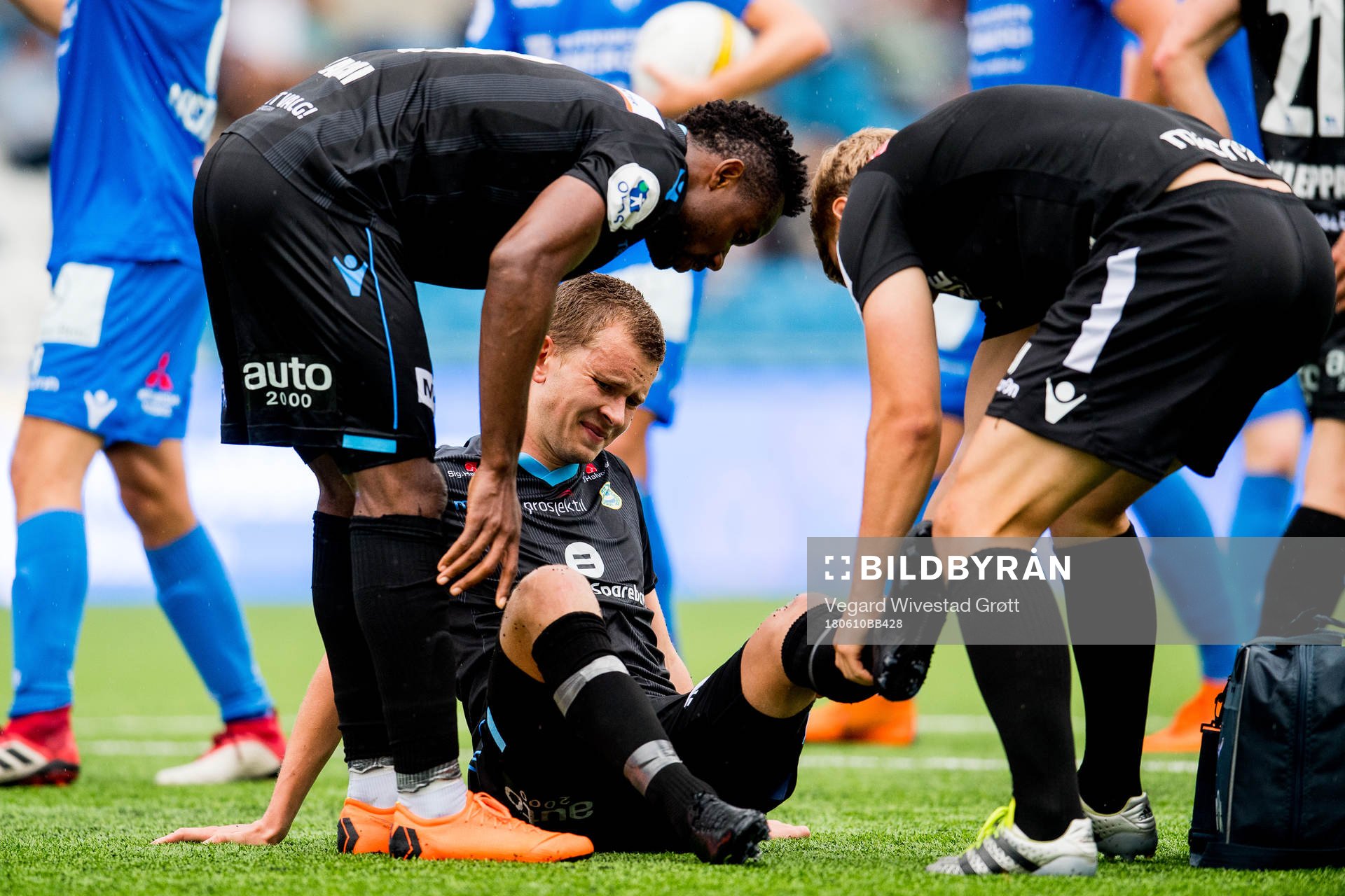 Vegard Østraat Erlien of Sandnes Ulf with an injury
