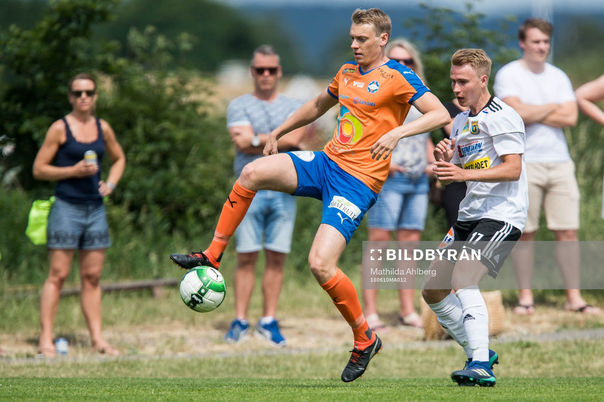 Vejbys Linus Martinsson och Skenes Johan Hedberg