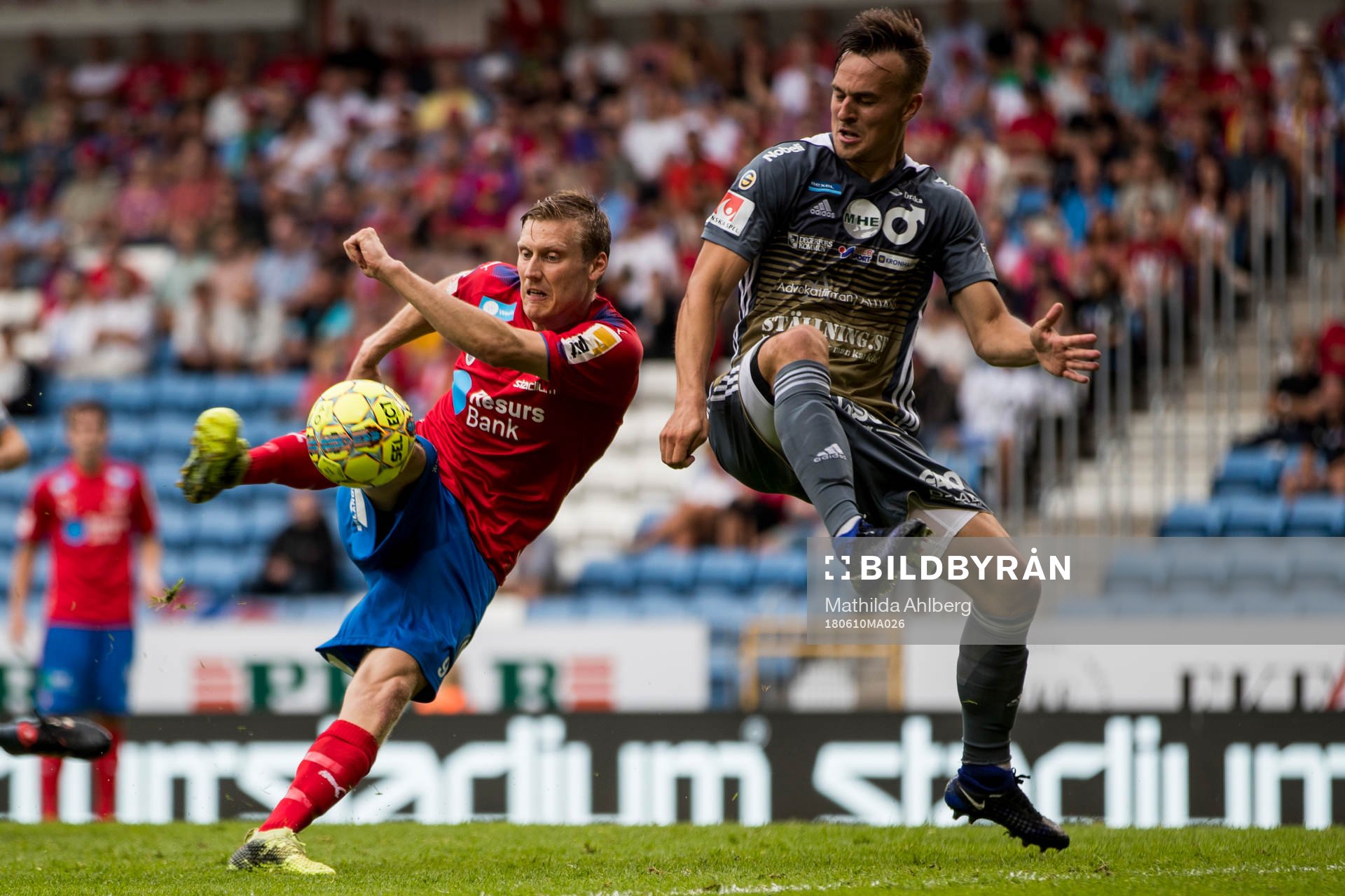 Helsingborgs Andri Runar Bjarnason och Degerfors Oliver
