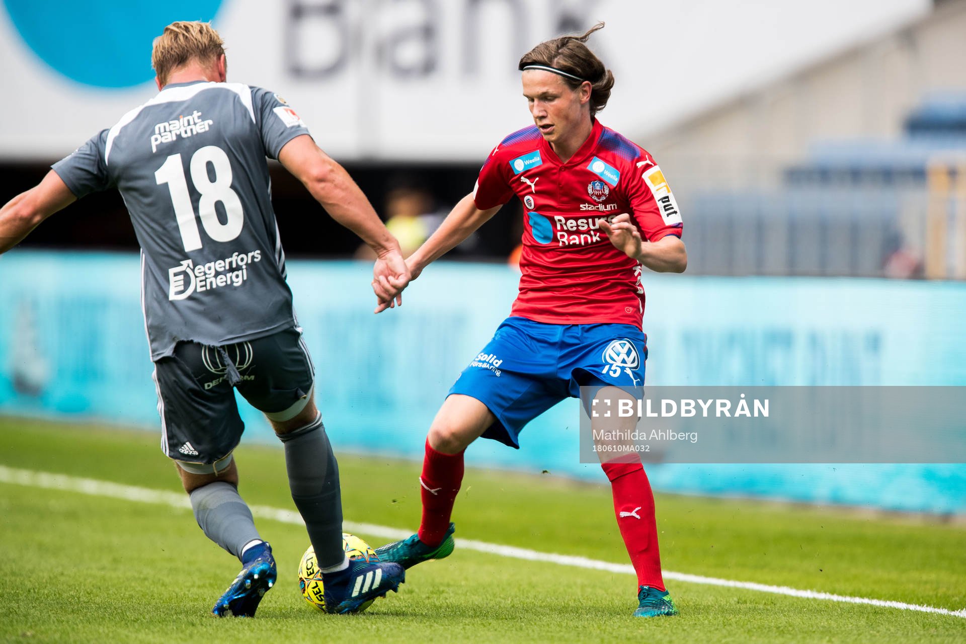 Degerfors Oliver Ekroth och Helsingborgs Max Svensson