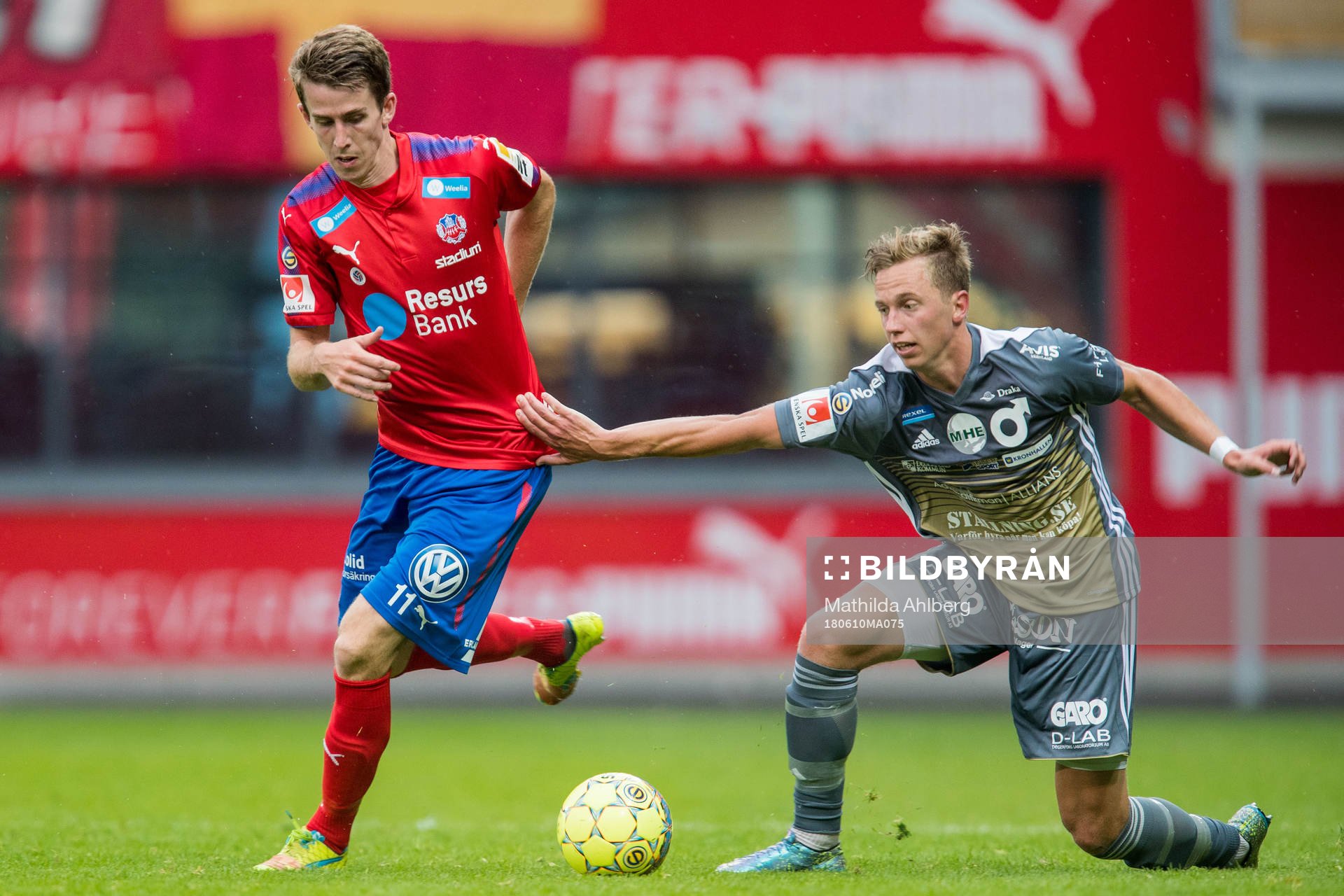 Helsingborgs Adam Eriksson och Degerfors Erik Lindell
