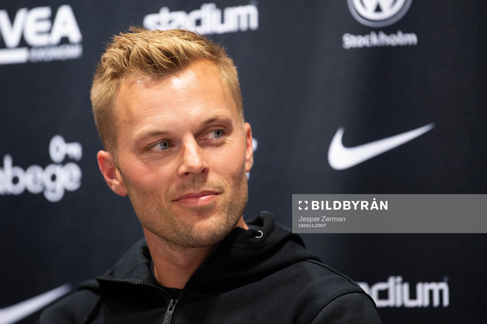s Sebastian Larsson