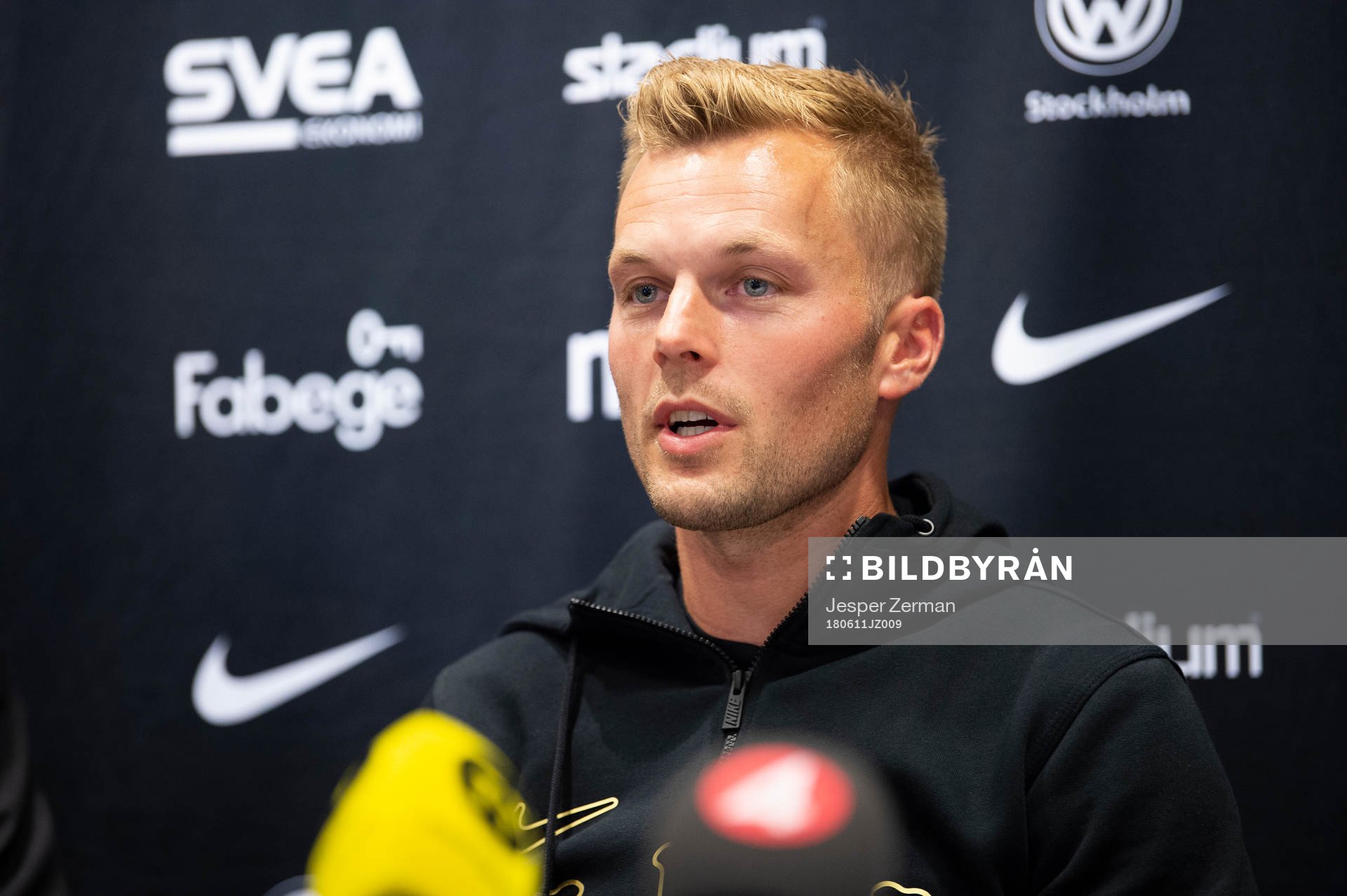 s Sebastian Larsson