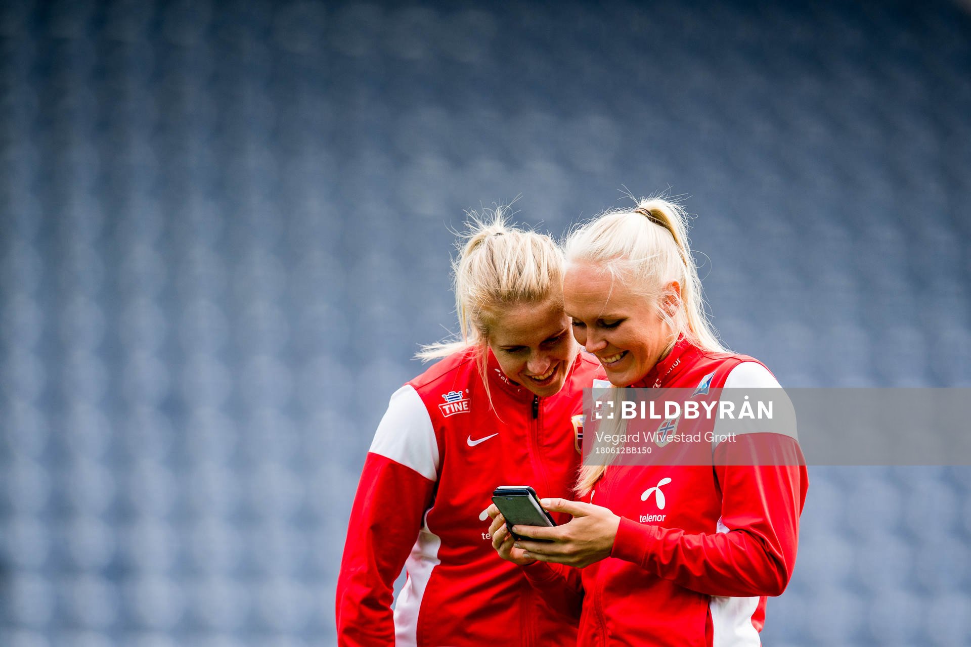 Elise Thorsnes and Maria Thorisdottir of Norway