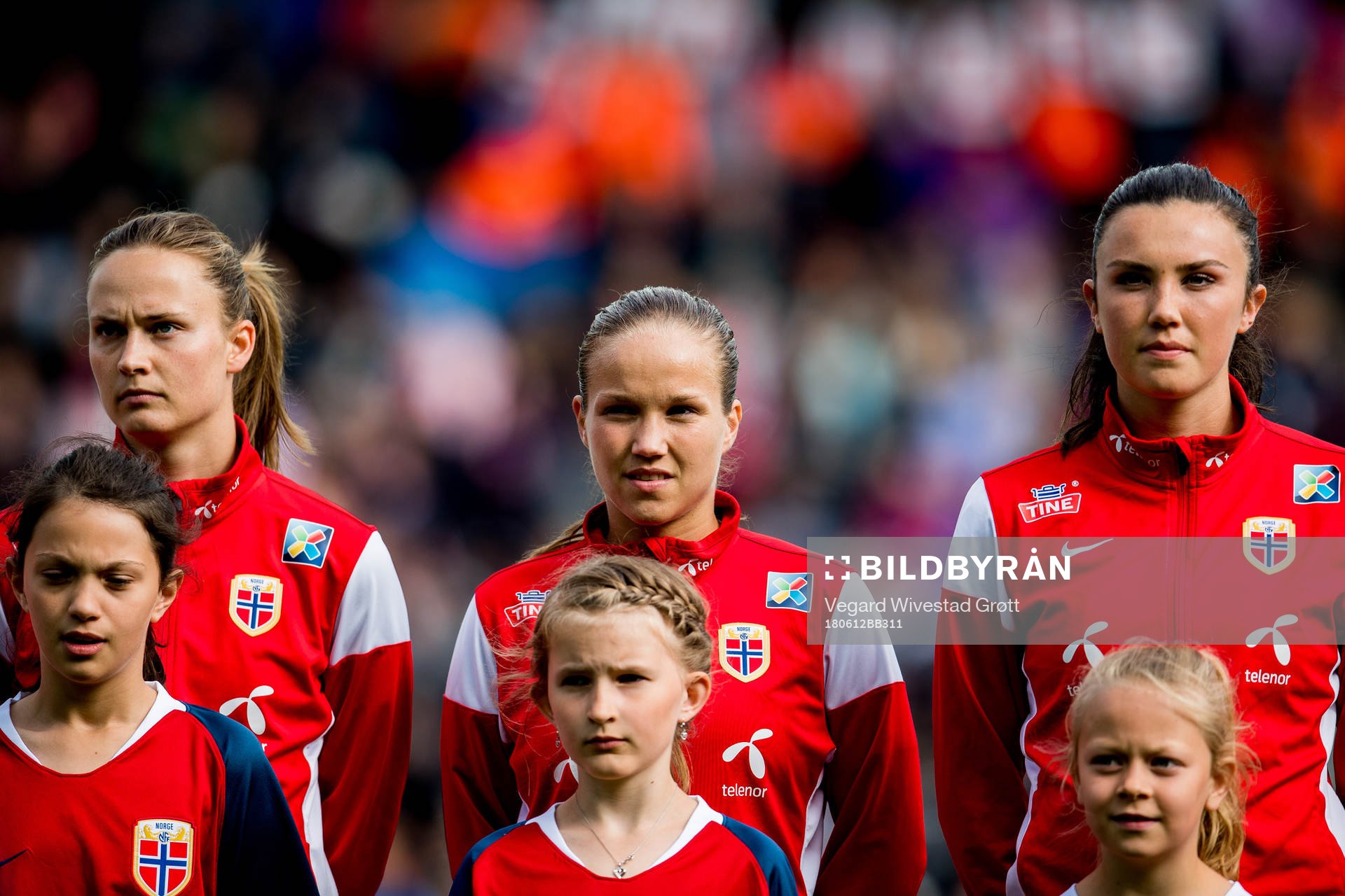 Caroline Graham Hansen, Guro Reiten and Ingrid Syrstad