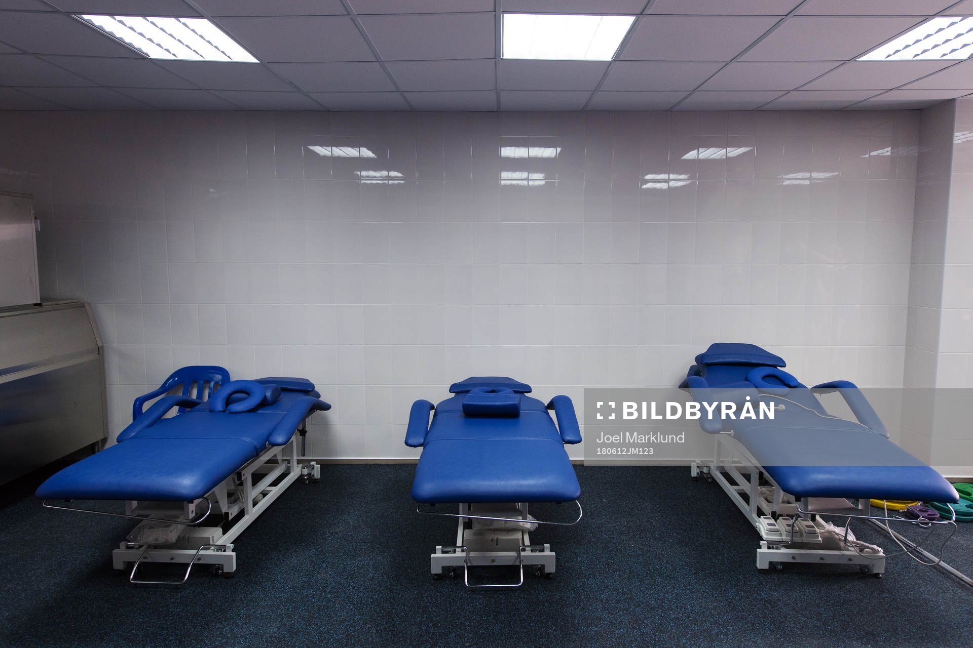 Massage tables inside a dressing room