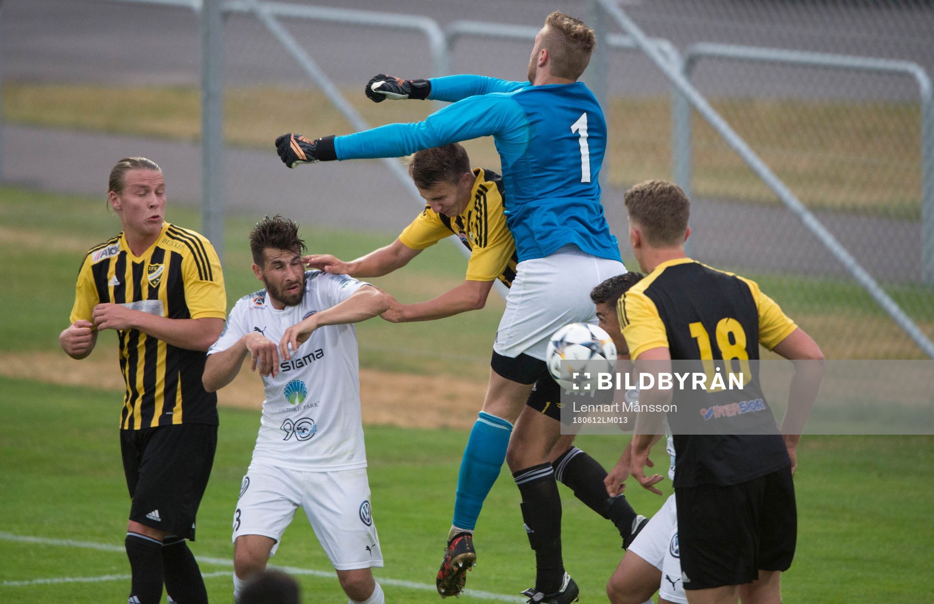 IFK Hässleholms målvakt Alexander Nilsson i matchen i DM mellan IFK Hässleholm och FC Rosengård i Hässleholm 12 juni 2018.  