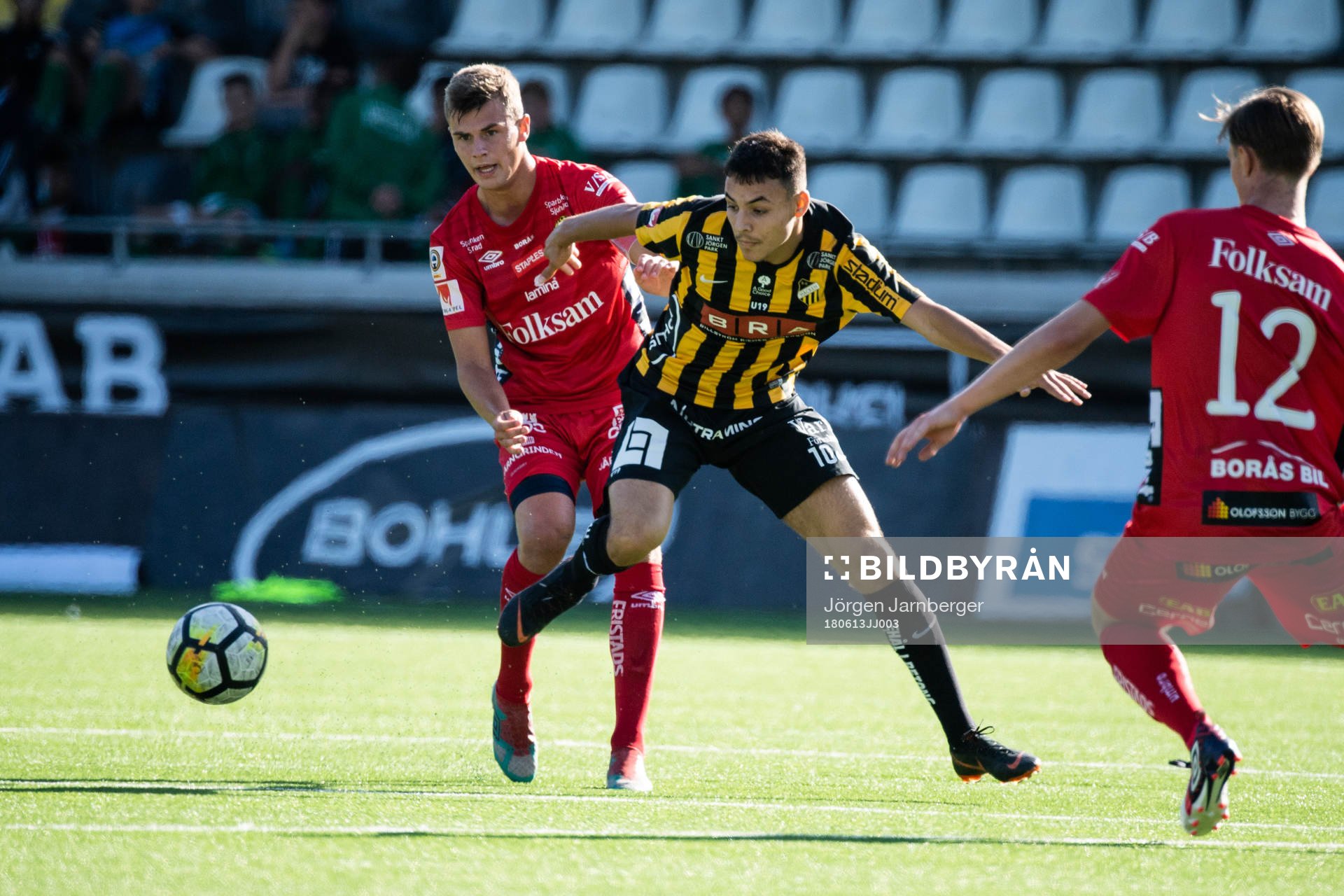 Häckens Ali Youssef och Elfsborgs Filip Schyberg